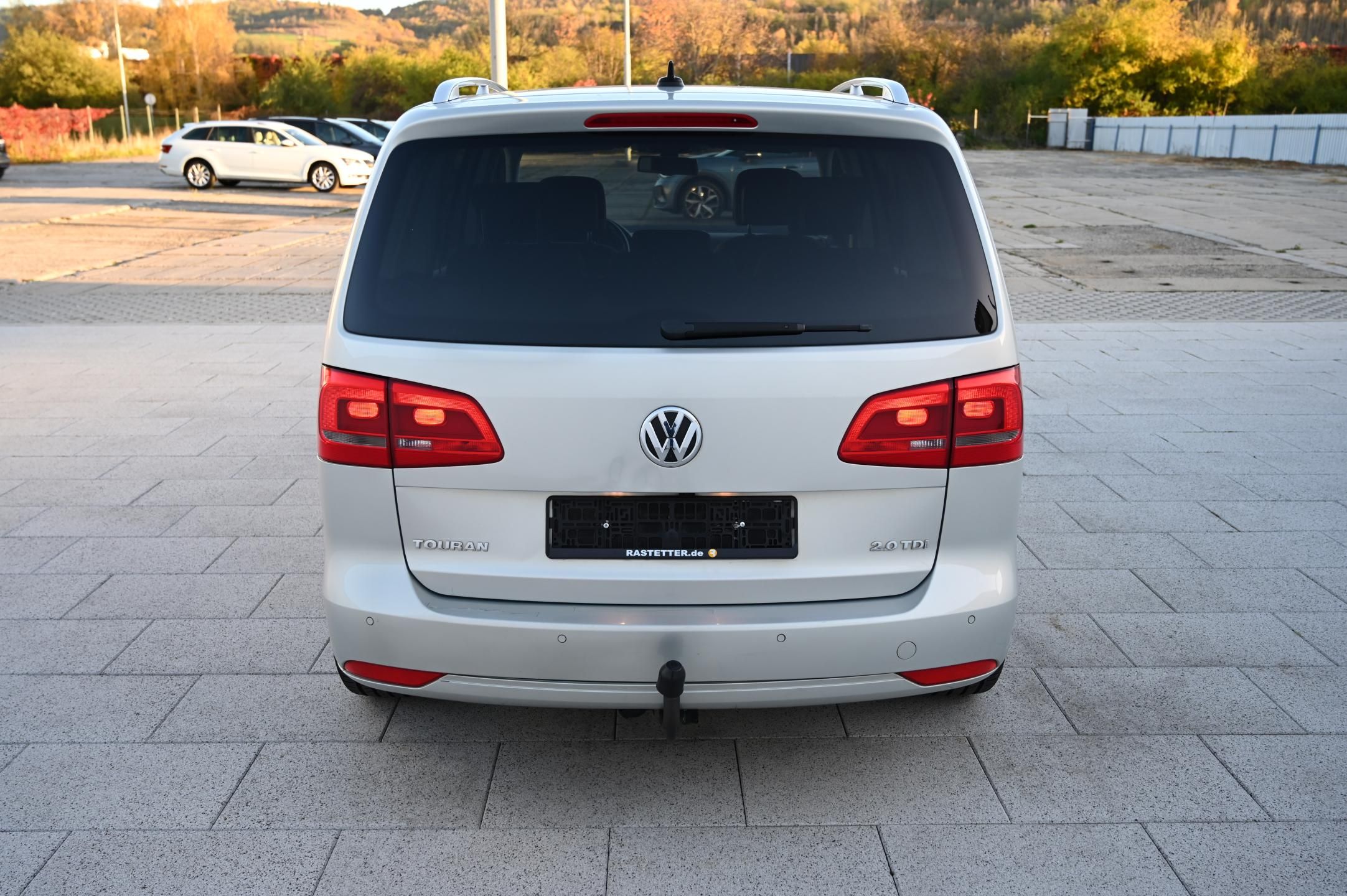 Volkswagen Touran, 2.0TDI 125KW DSG Highline 2012 - fotka 6