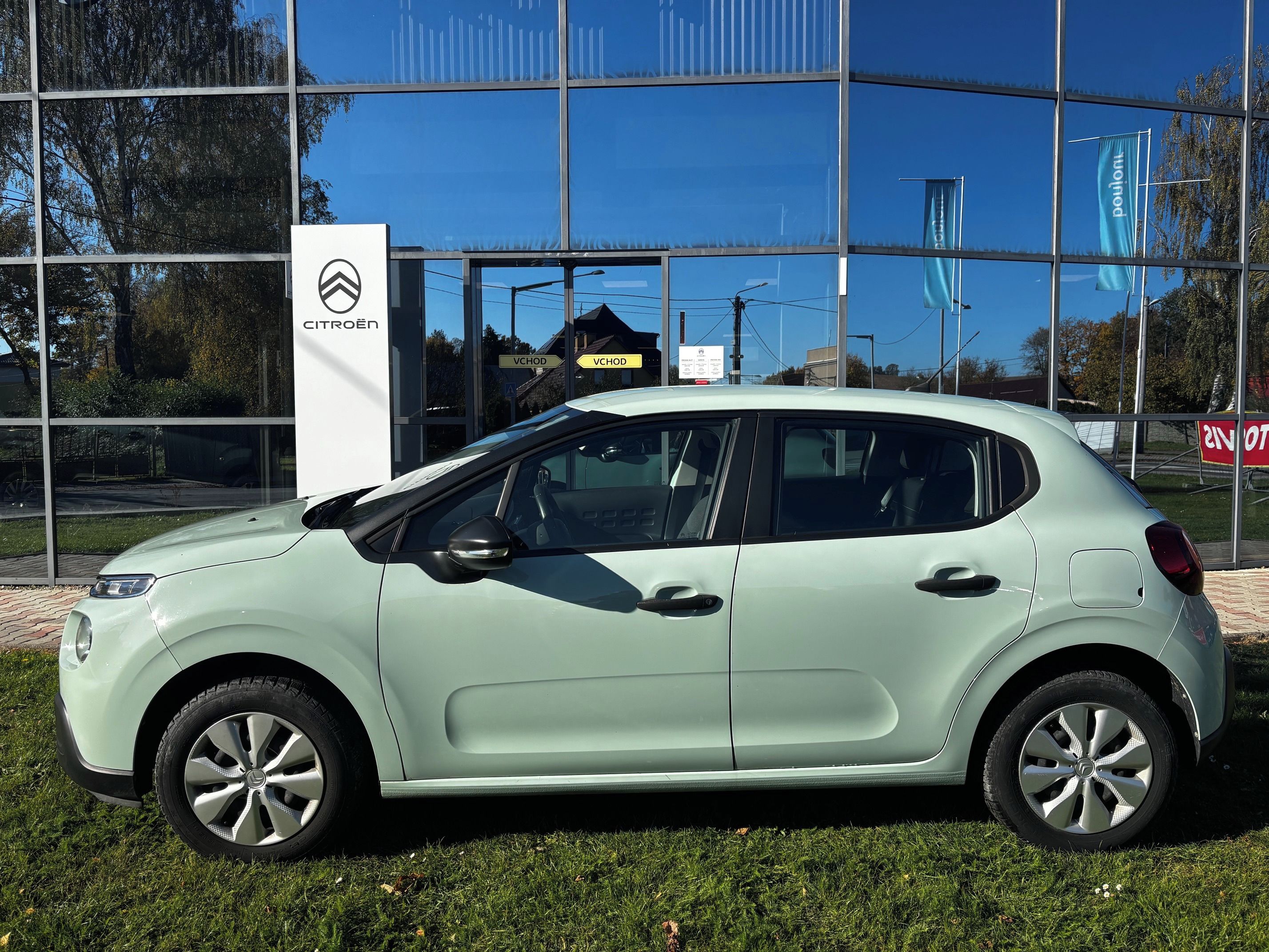 Citroën C3, 1.2 Live - fotka 2