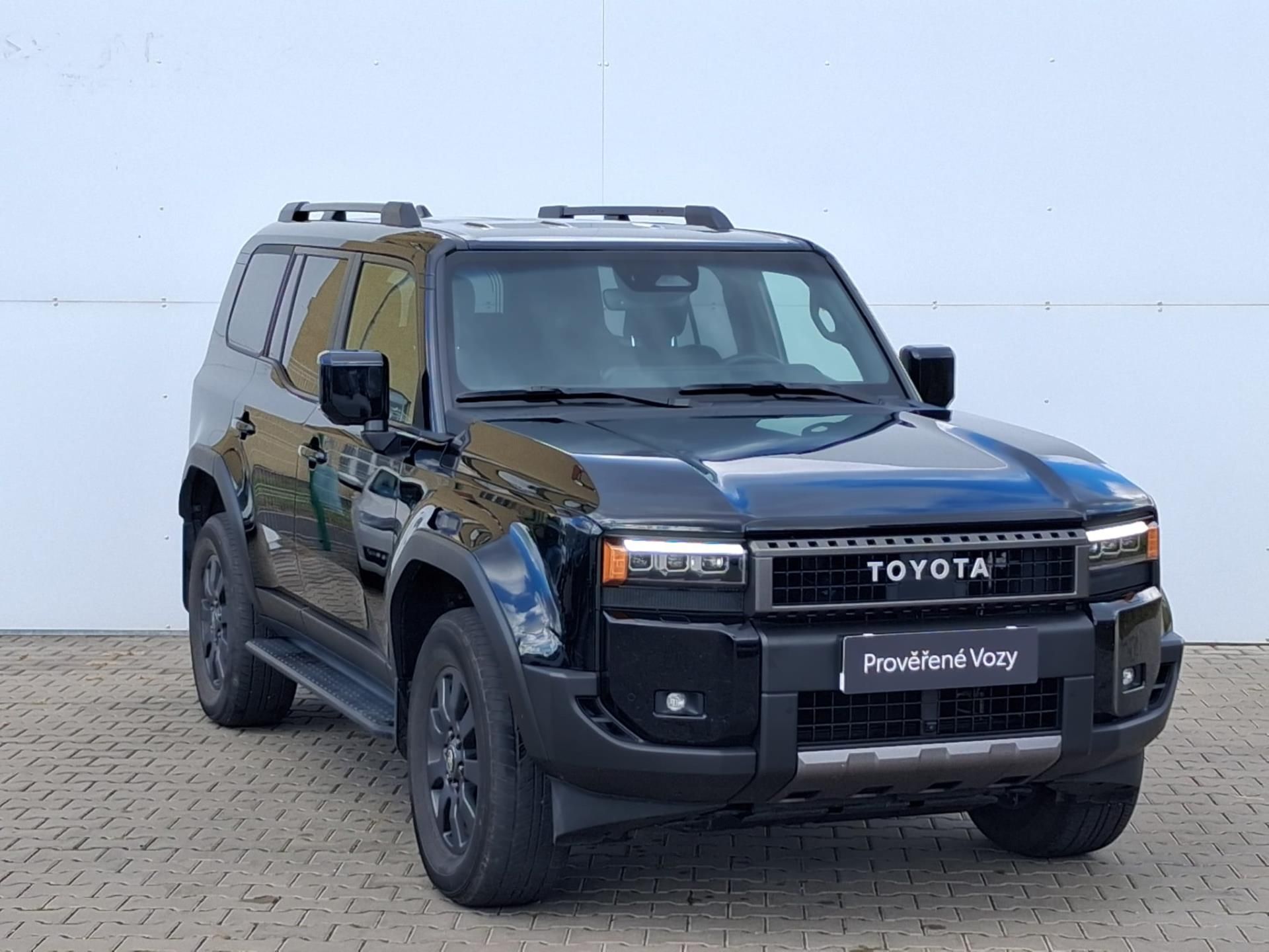 Toyota Land Cruiser, 2.8 D-4D 6AT Invincible - fotka 6