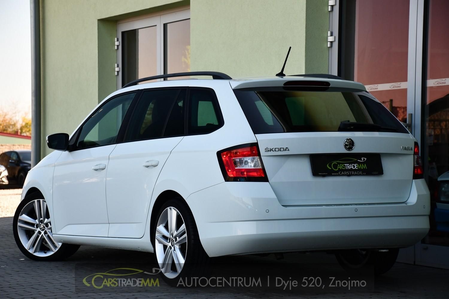 Škoda Fabia, 1,2TSi DSG 2xALU 61tKM STYLE - fotka 4