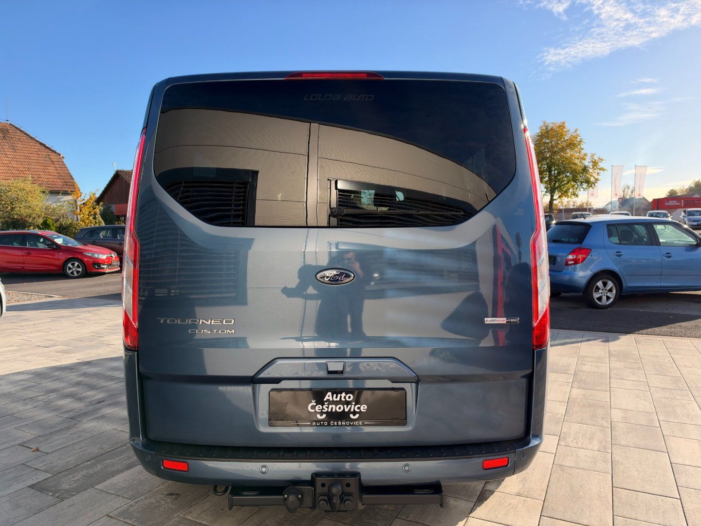 Ford Tourneo Custom, Titanium 2.0TDCi 96kW L2 - fotka 6