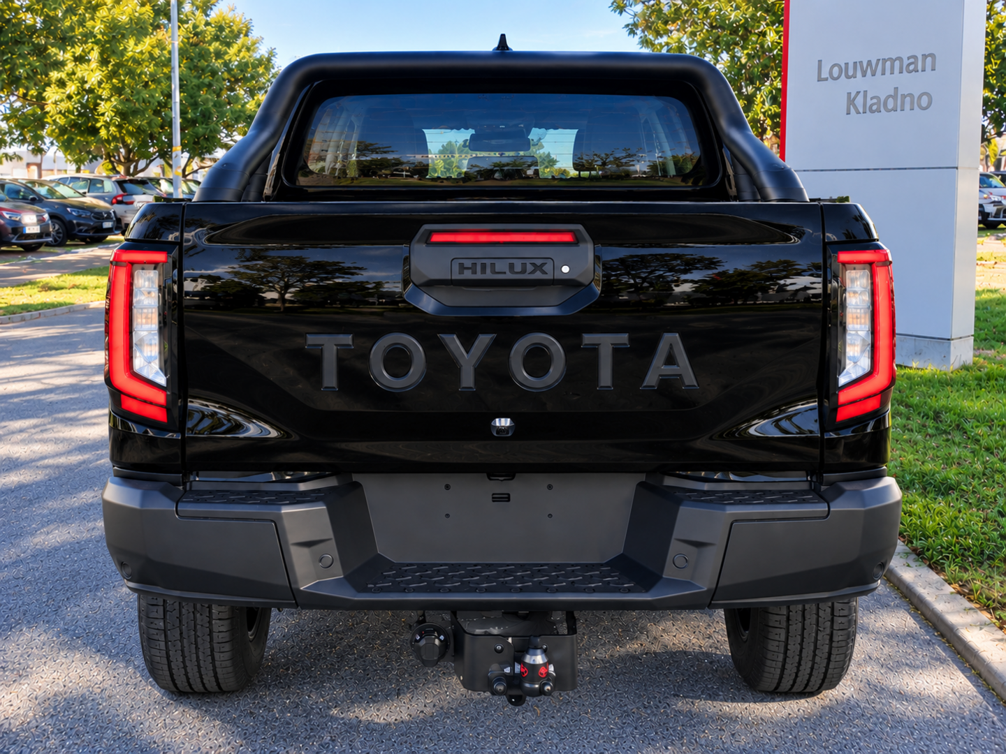 Toyota Hilux, 2.8L Diesel 48V MHEV - 4x4 - 6 - fotka 5