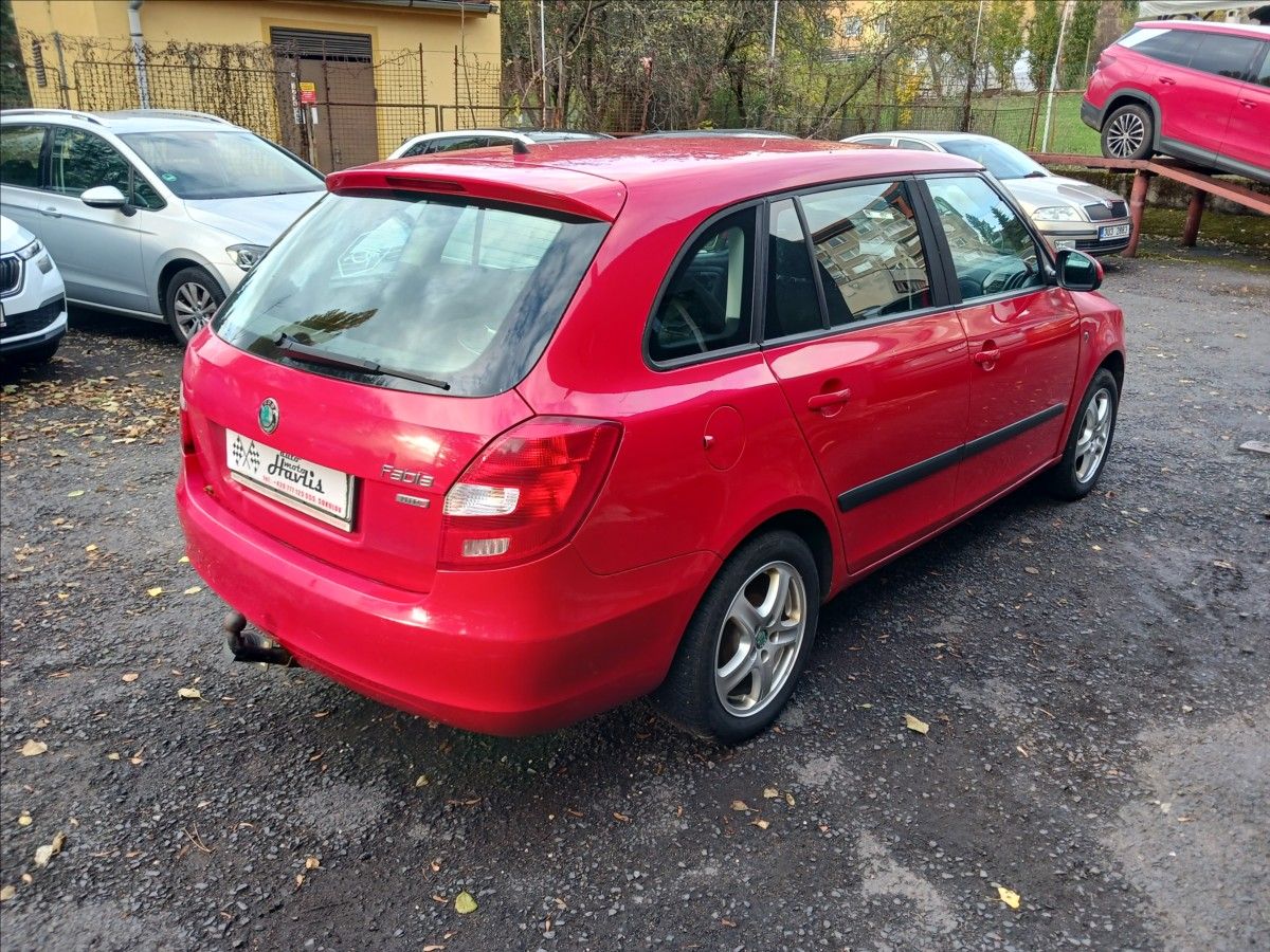 Škoda Fabia, 1,2 KOMBI TAŽNÉ, LETNÍ + ZIMNÍ - fotka 5