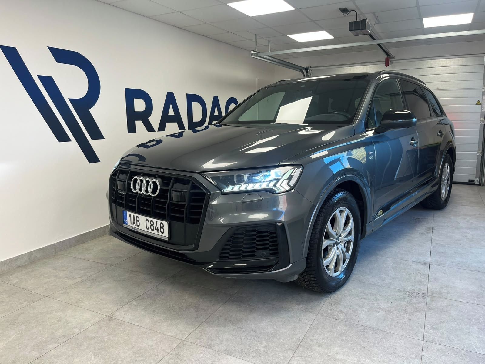 Audi Q7, 3.0 TDI Quattro 210Kw S-line - fotka 6