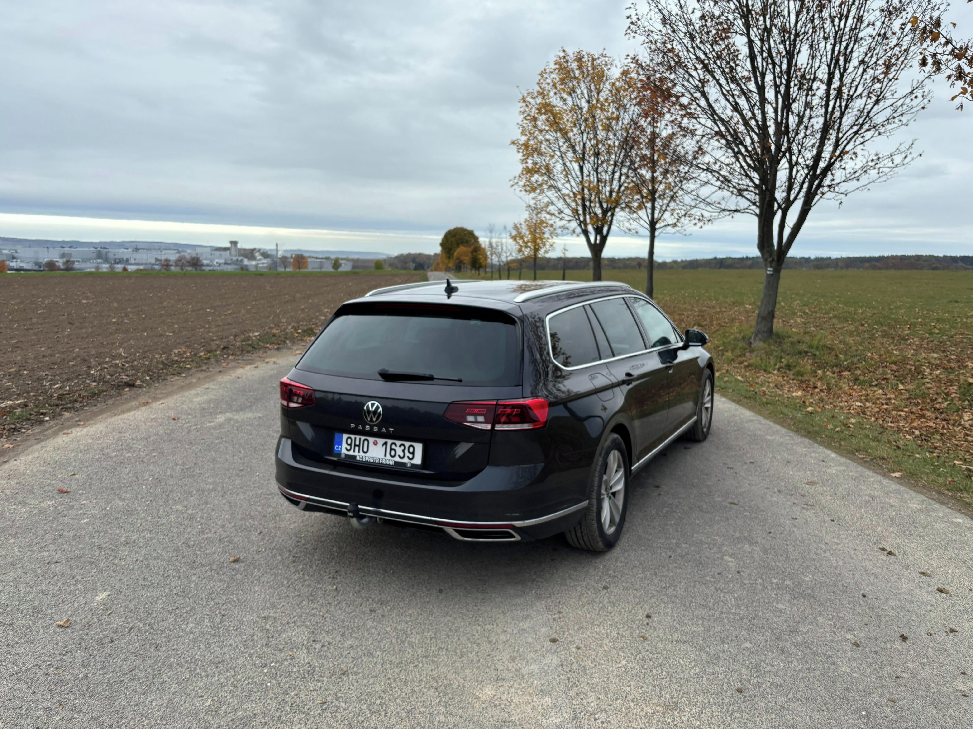 Volkswagen Passat, 2.0 TDI 147 kW, DSG - fotka 2