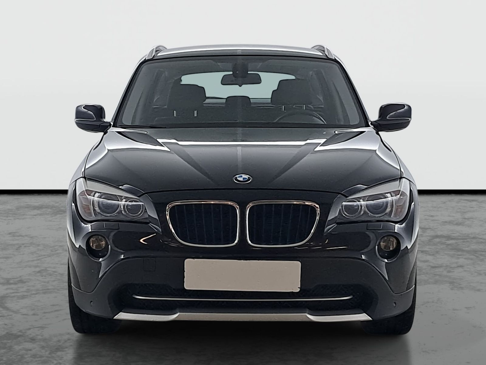 BMW X1, xDrive20d, 4X4, ČR,1.maj - fotka 2