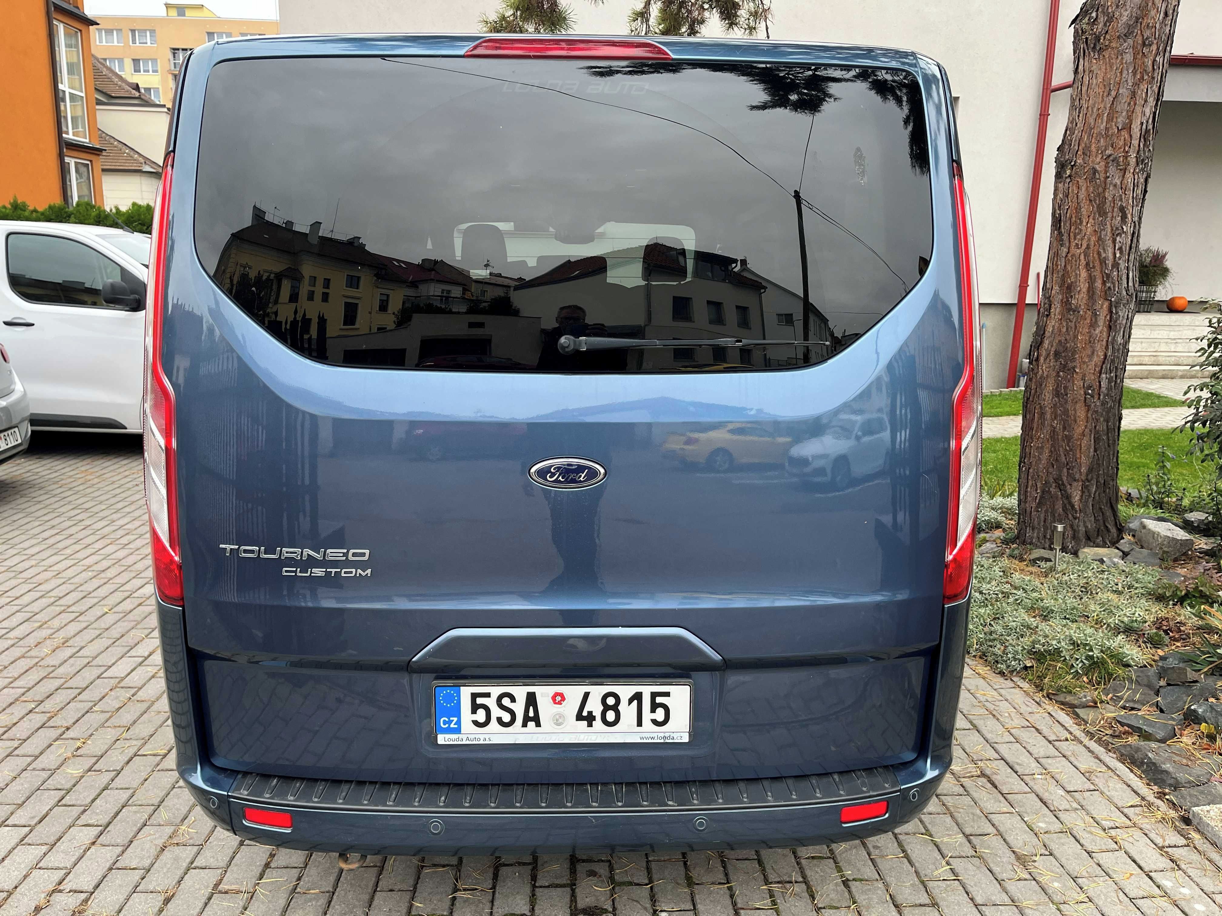 Ford Tourneo Custom, 2.0EcoBlue, 136kW, Titanium - fotka 6