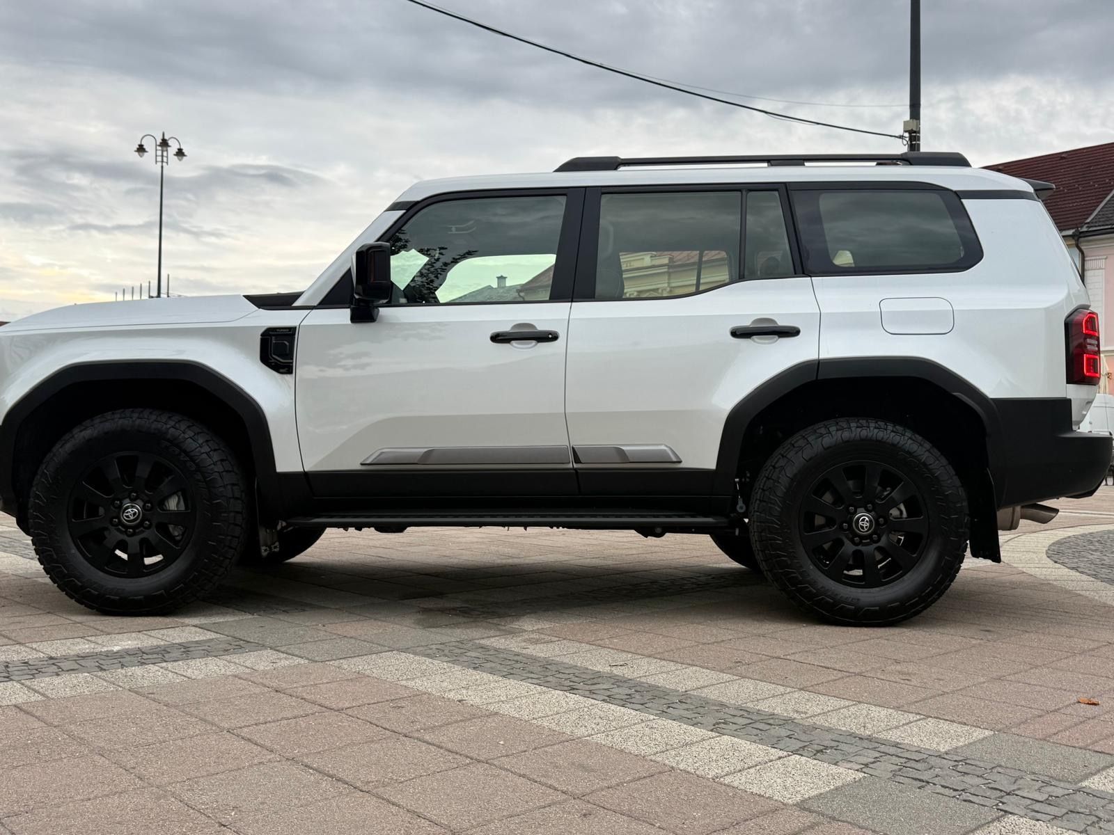 Toyota Land Cruiser, Prado First Edition GLX - fotka 5