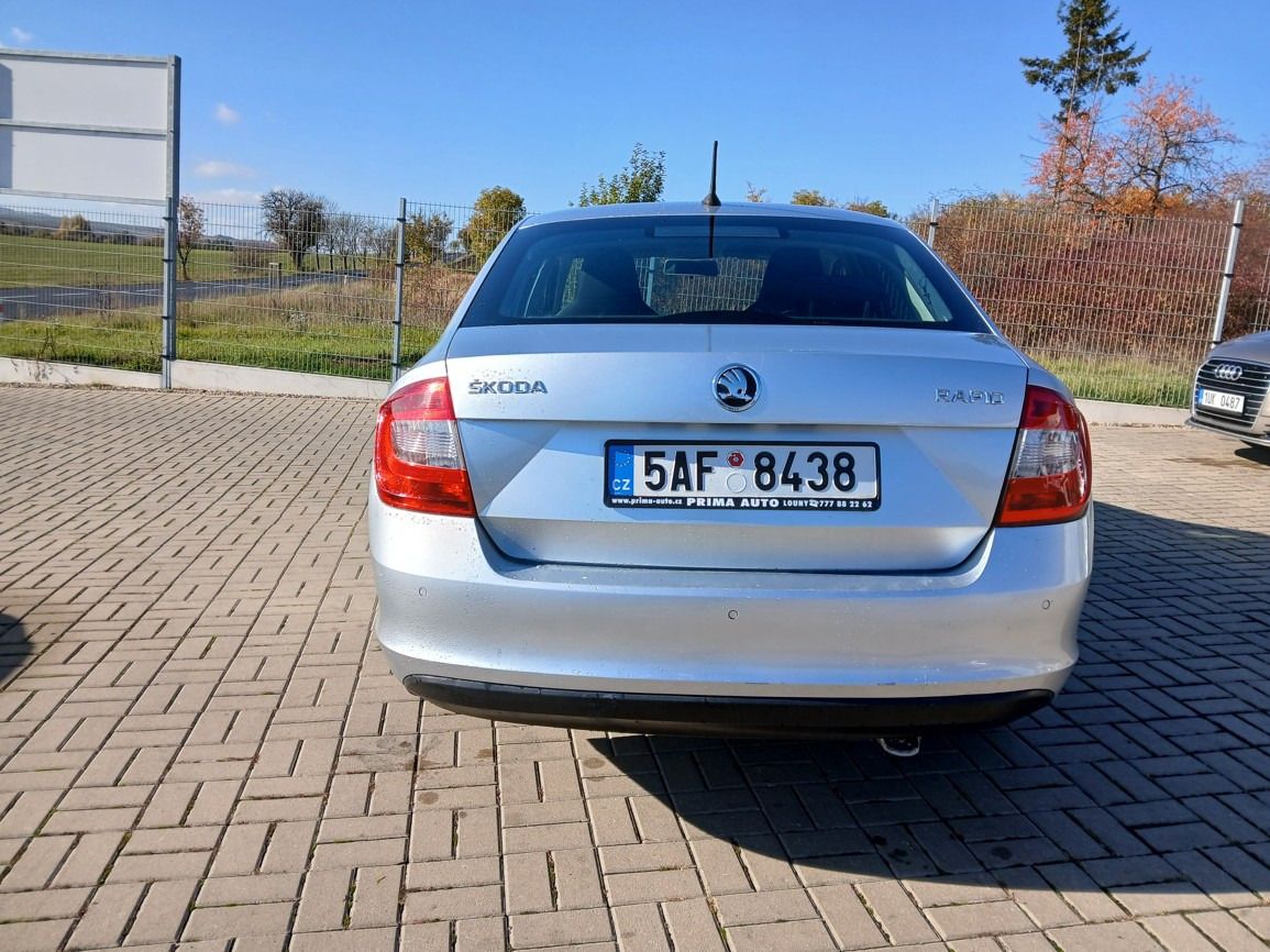 Škoda Rapid, 1,4 TDI původ ČR - fotka 4