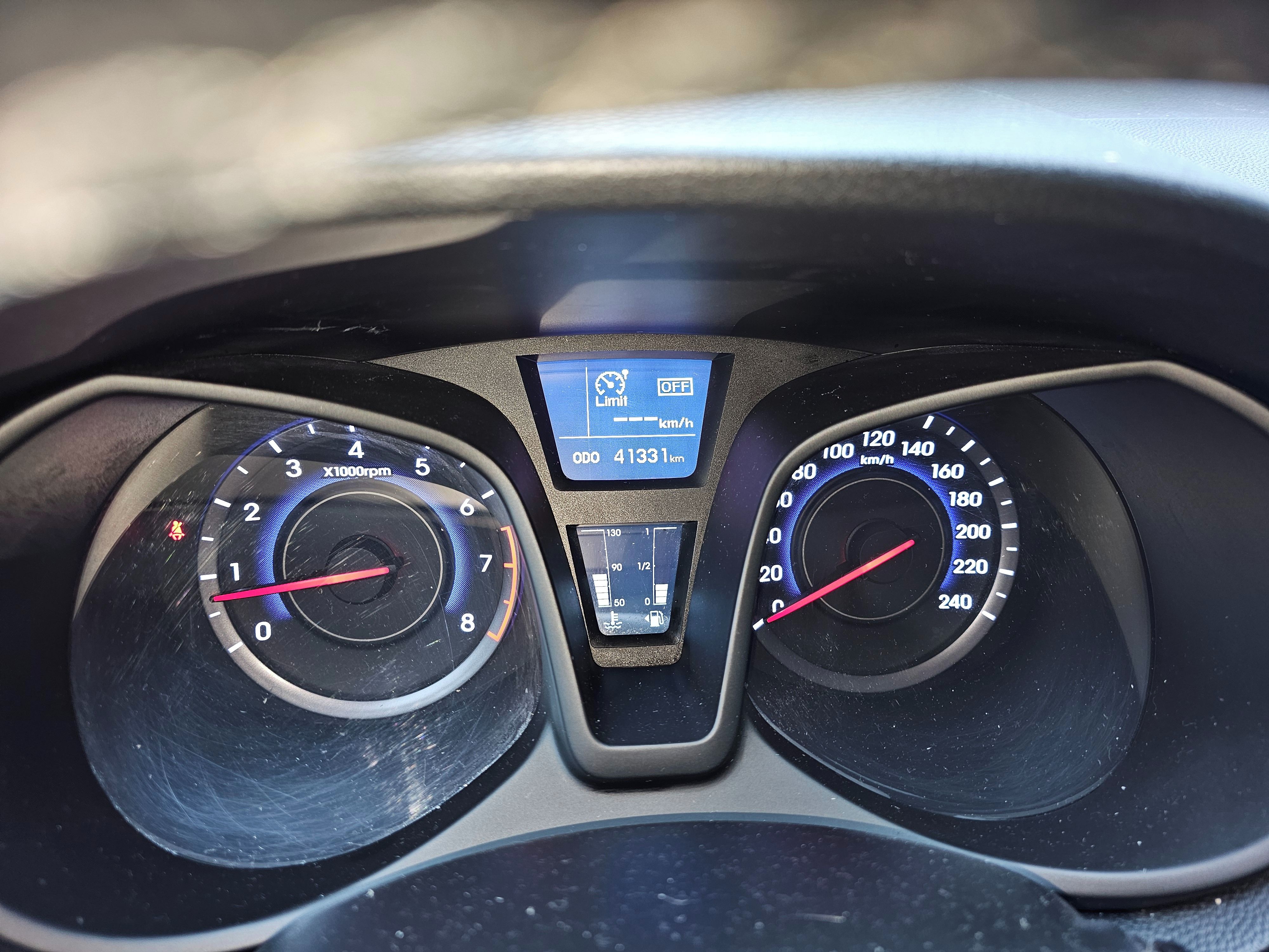 Hyundai ix20, 1,6i ,PREMIUM,PANORAMA,Navi,TZ - fotka 6