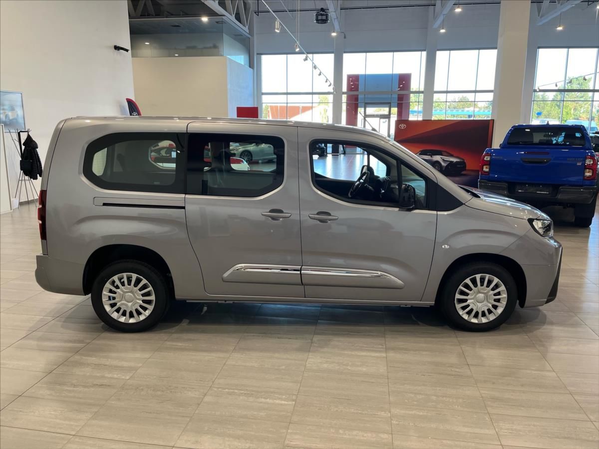 Toyota Proace City Verso, 1.5 D 130 koní  Business long - fotka 4