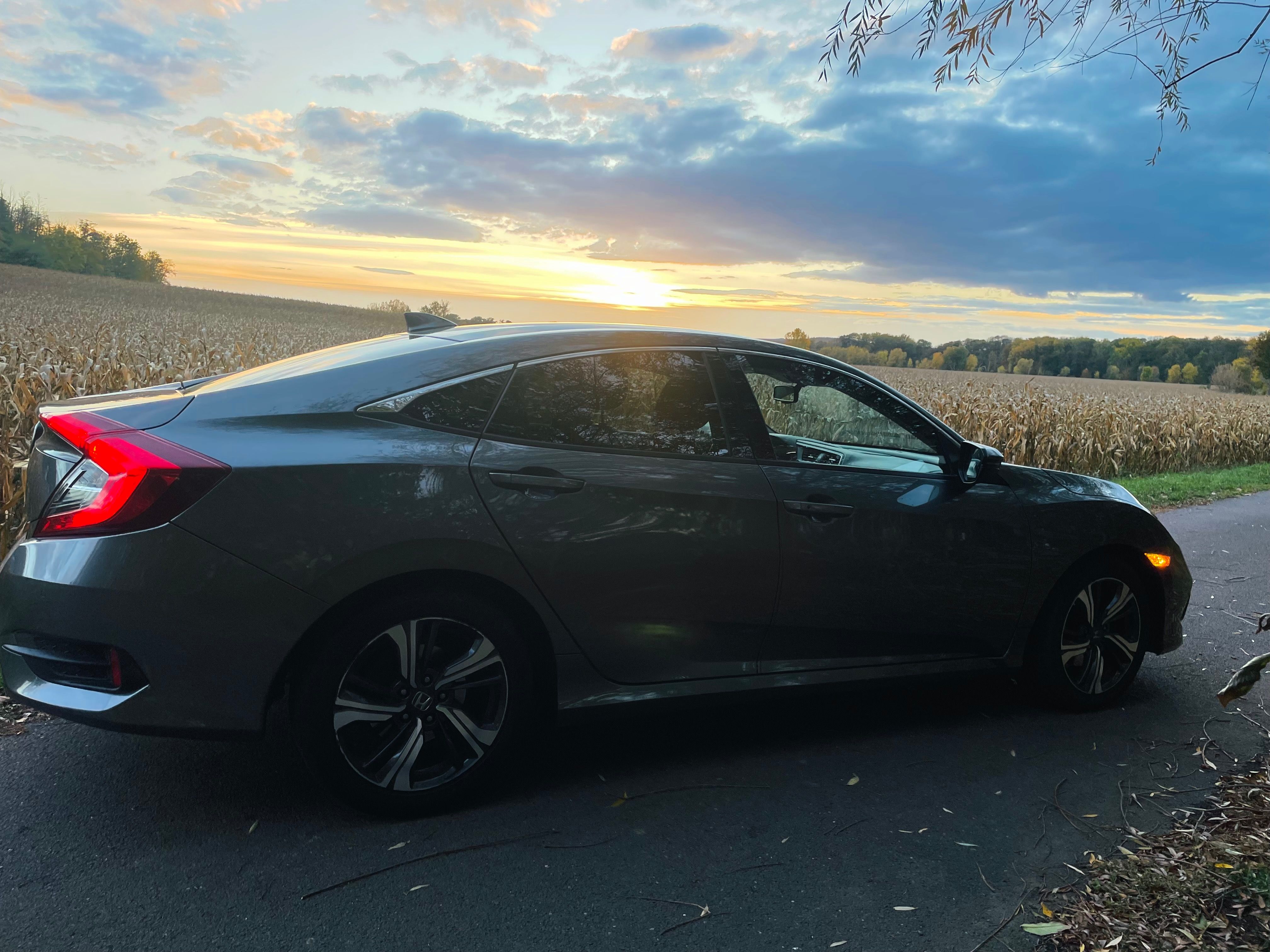 Honda Civic, 1.5 VTEC odpočet DPH - fotka 5