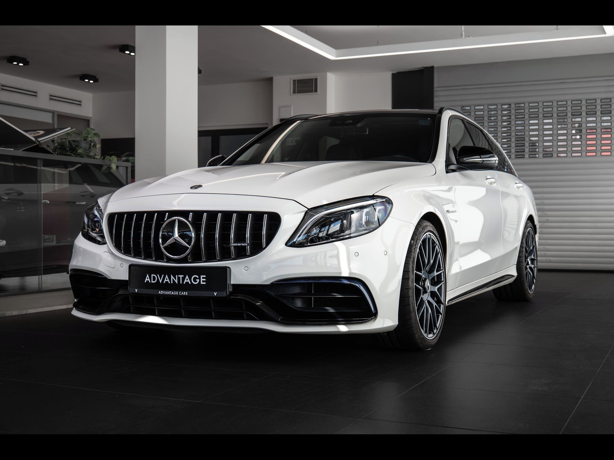 Mercedes-Benz Třídy C, 63 AMG T/Burmester/Pano/Carbon