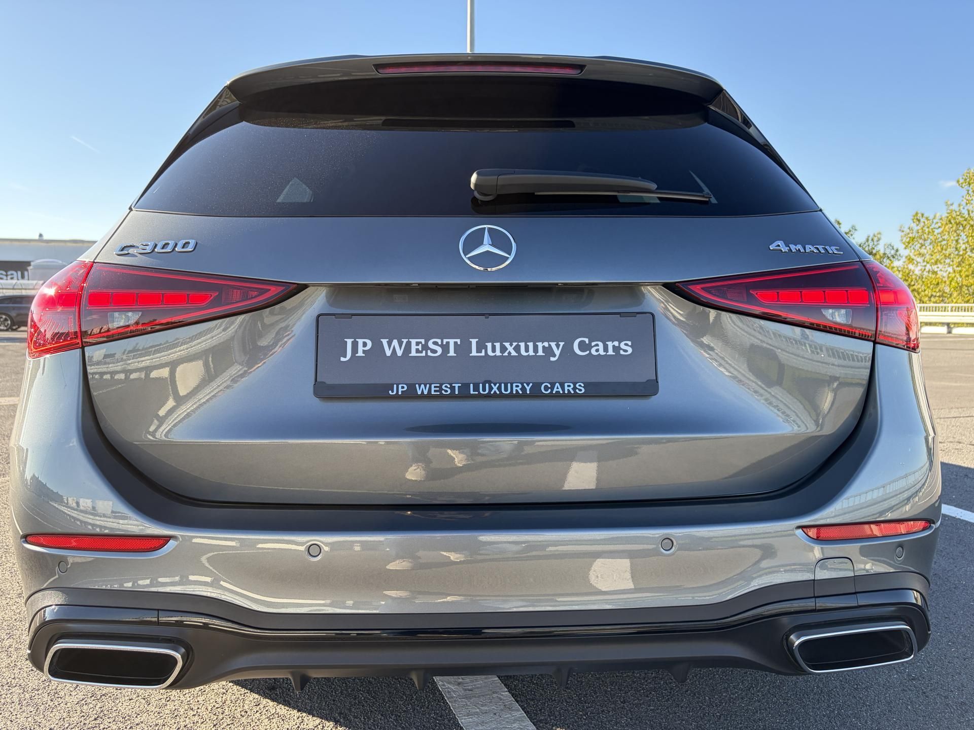 Mercedes-Benz Třídy C, 300T 4Matic AMG Distronic 360° - fotka 6
