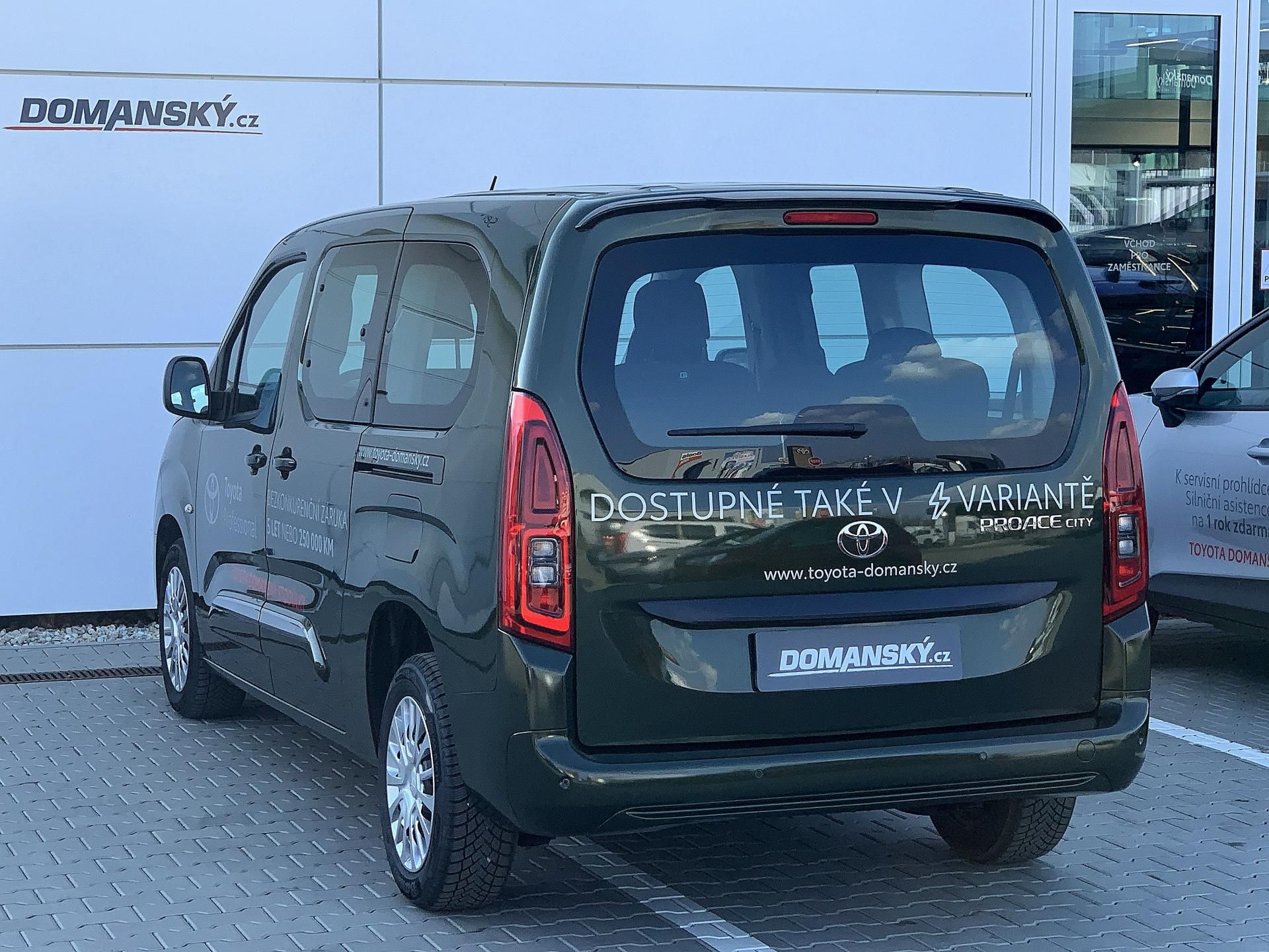 Toyota Proace City Verso, LONG BUSINESS 1,5D 130k AT - fotka 3