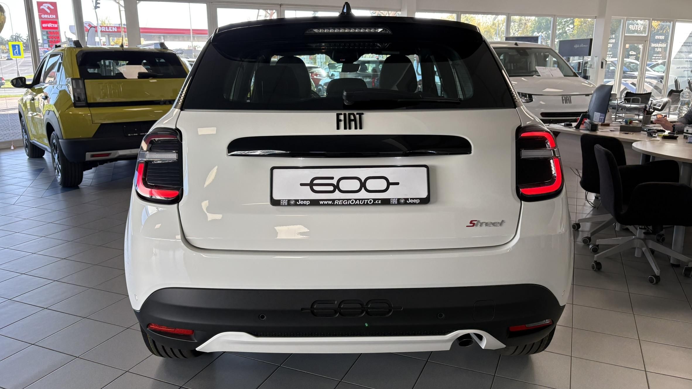 Fiat 600, 1.2T Street 6MT - fotka 5