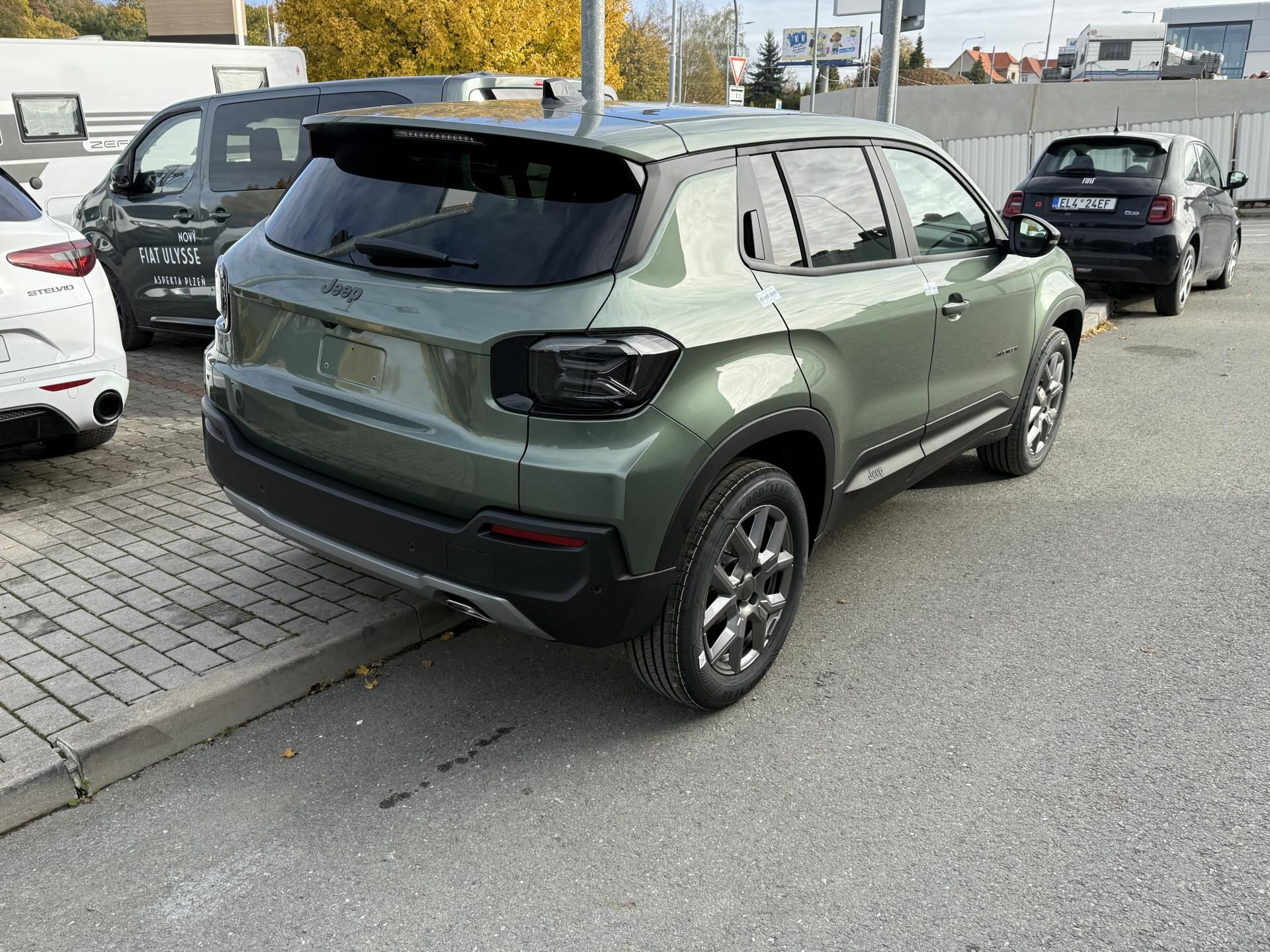 Jeep Avenger, Altitude e-Hybrid 1.2 Turbo - fotka 3