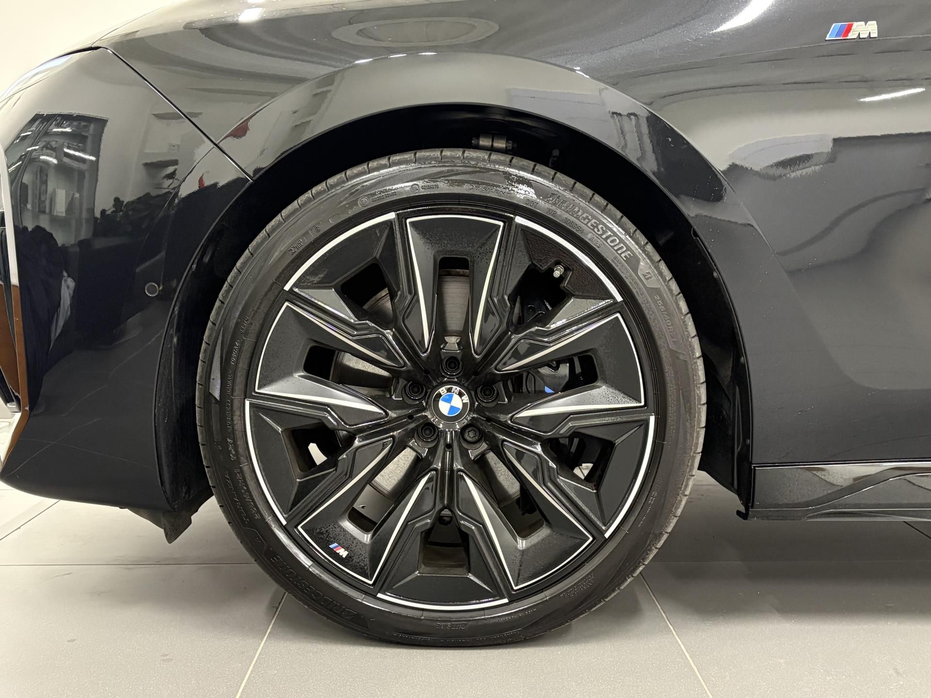 BMW Řada 7, 740d xDrive,Mpaket,1.Majitel - fotka 4