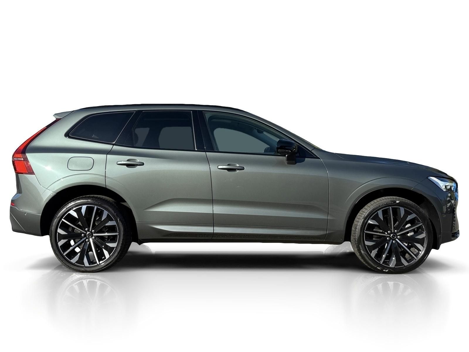 Volvo XC60, T8 AWD ULTRA DARK / B&W VZDUCH - fotka 6