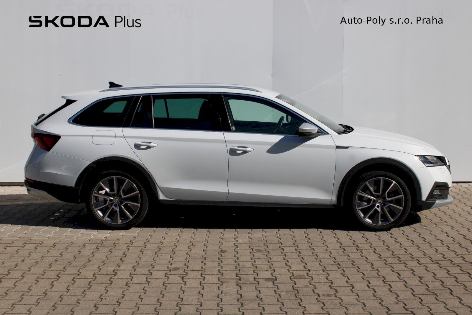 Škoda Octavia, 2.0 TDI 147 kW Scout - fotka 6