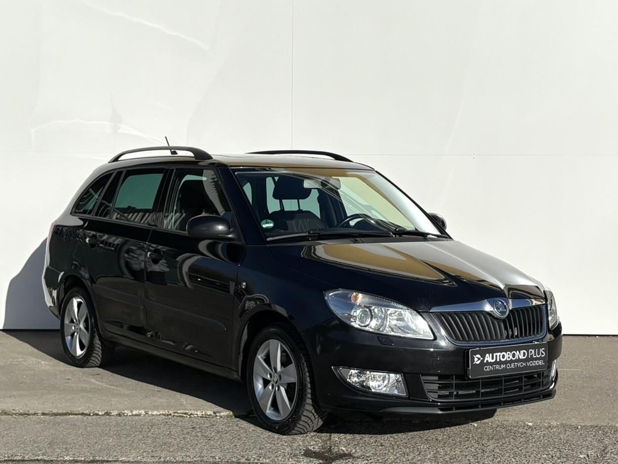 Škoda Fabia, 1.2 TSI DSG / 77 kW Elegance - fotka 6