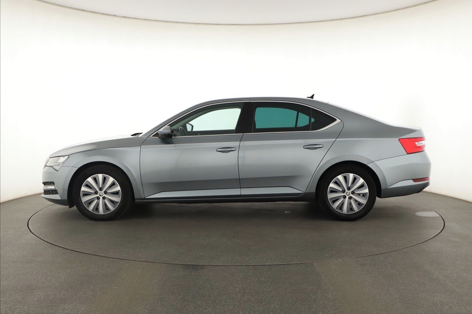 Škoda Superb, 2.0 TDI, Style, Automat, Kůže - fotka 3