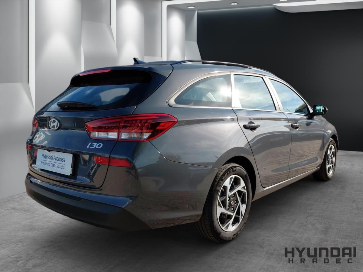Hyundai i30, 1,0   1.0 T-GDi Smart - fotka 5
