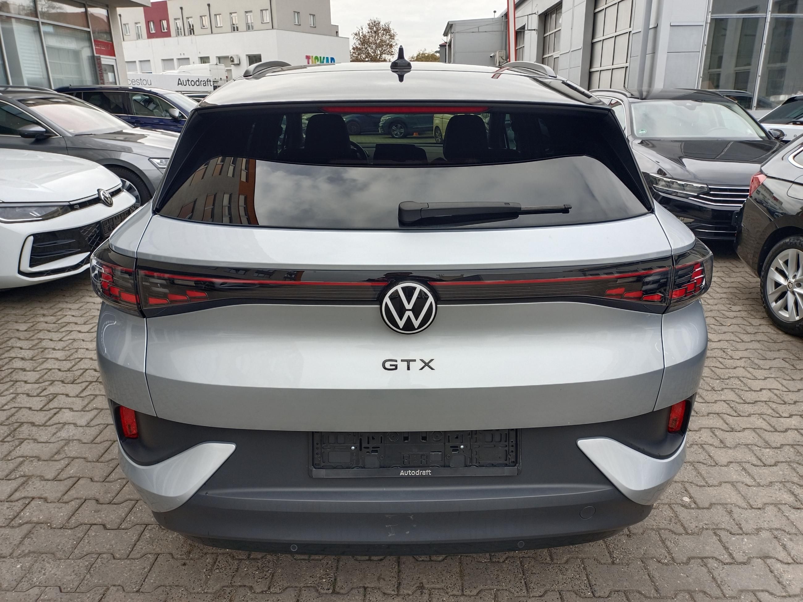 Volkswagen ID.4, GTX 4x4 220kW / Tažné - fotka 6