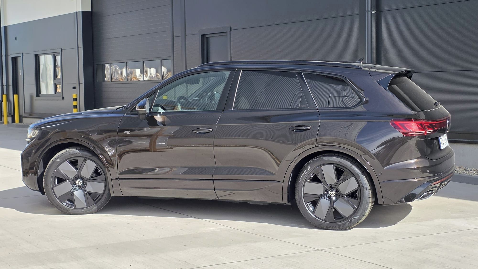 Volkswagen Touareg, R-line Final Edition 210kW - fotka 5