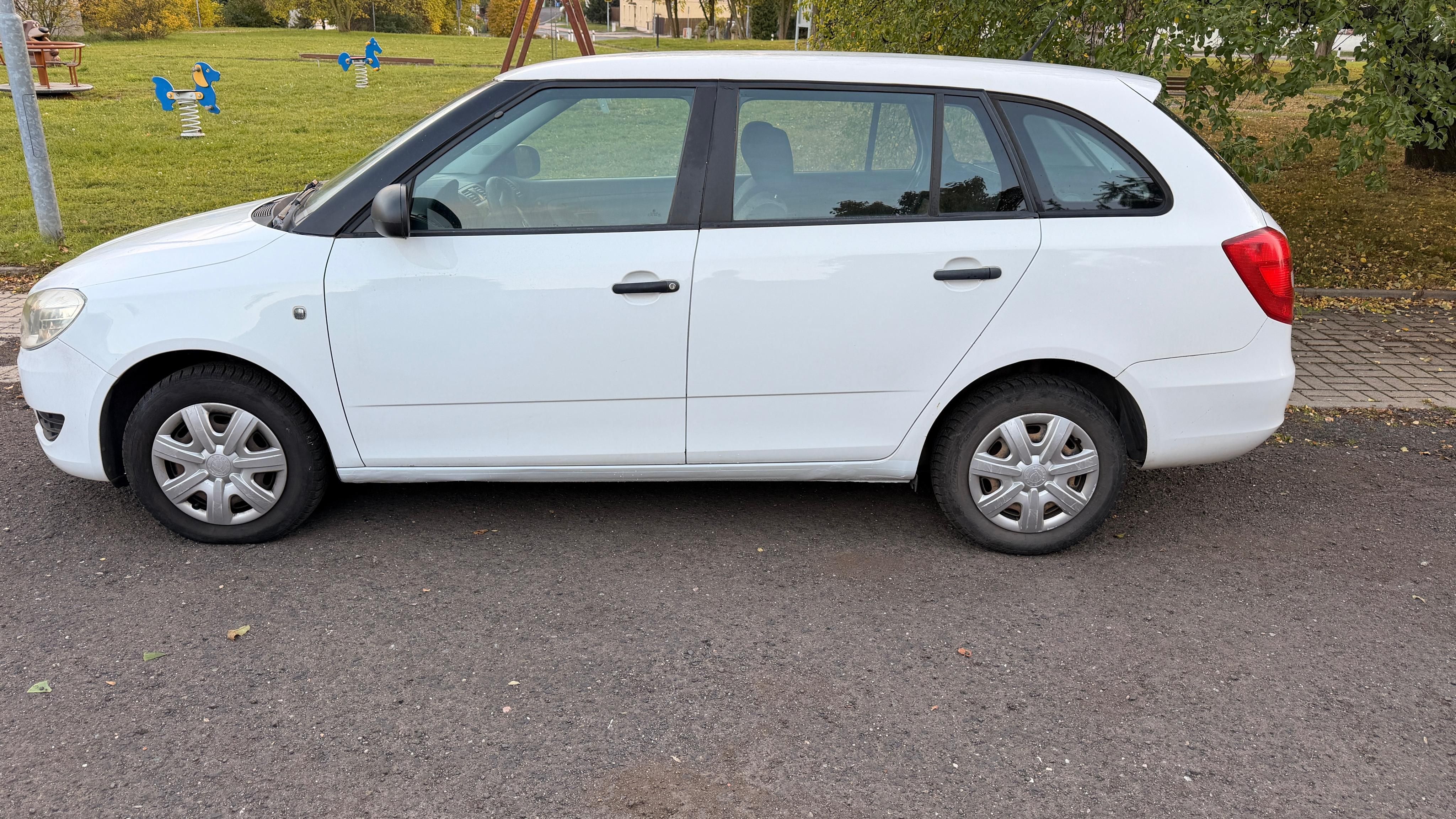 Škoda Fabia, Škoda fabia II, 1.4 nová STK - fotka 2