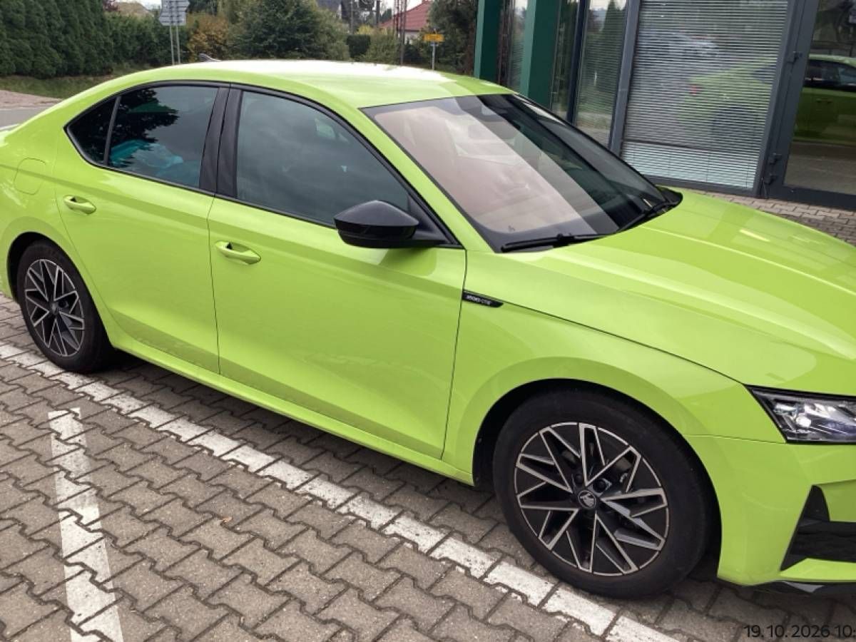 Škoda Octavia, Sportline 1,5 TSI 110kW MT6/H6 - fotka 4