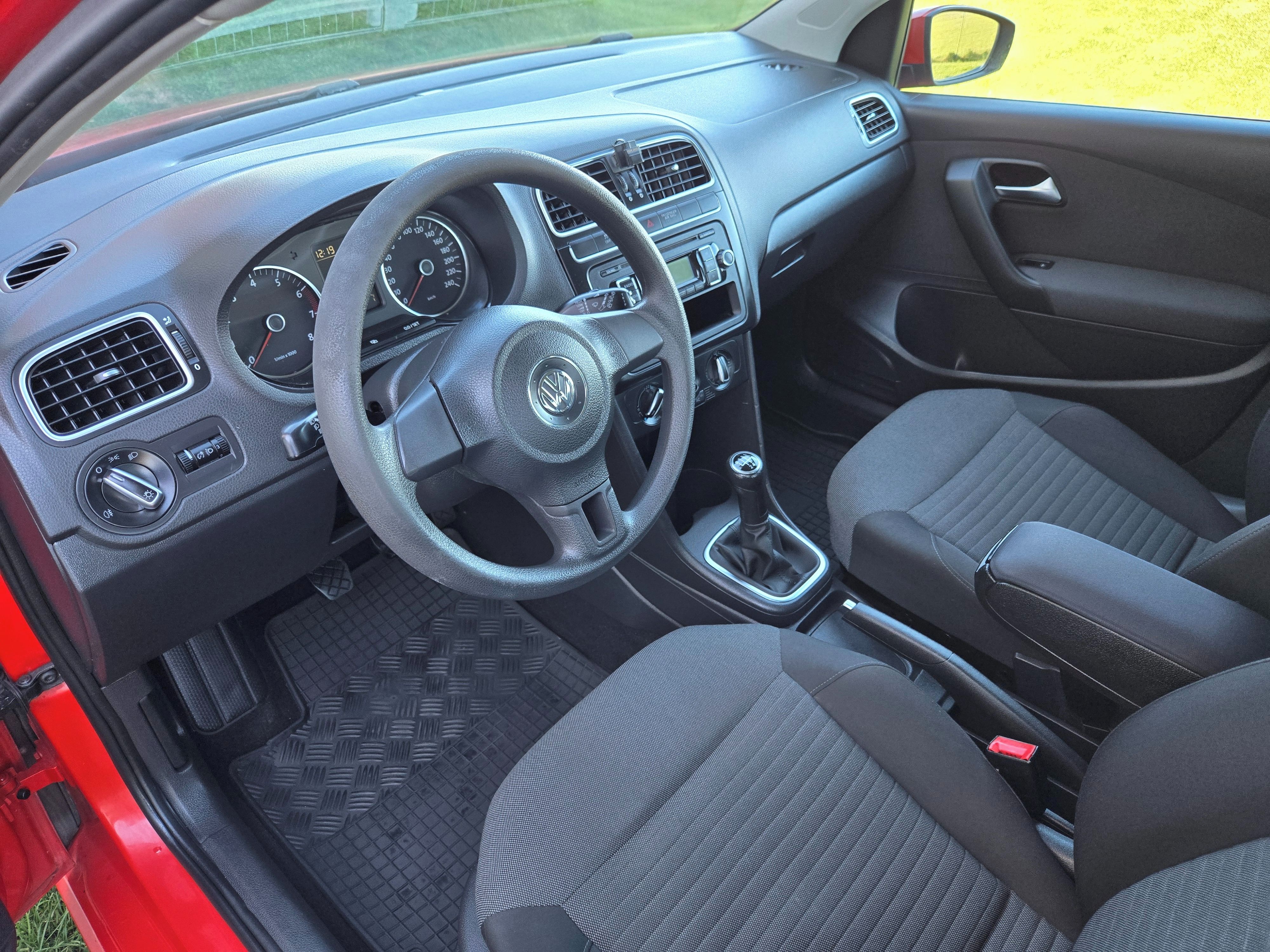 Volkswagen Polo, 1.2 51kW (2010) - ČR, 124tkm - fotka 5
