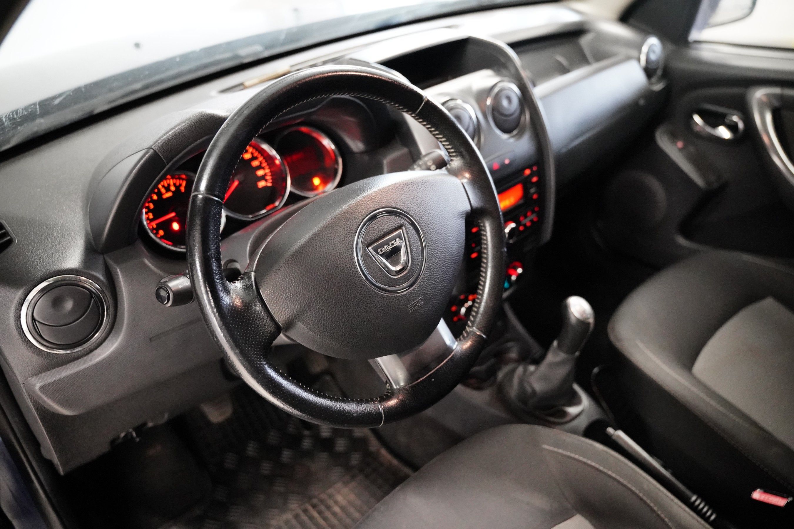 Dacia Duster, 1.6 16v 84 kW Access - fotka 5