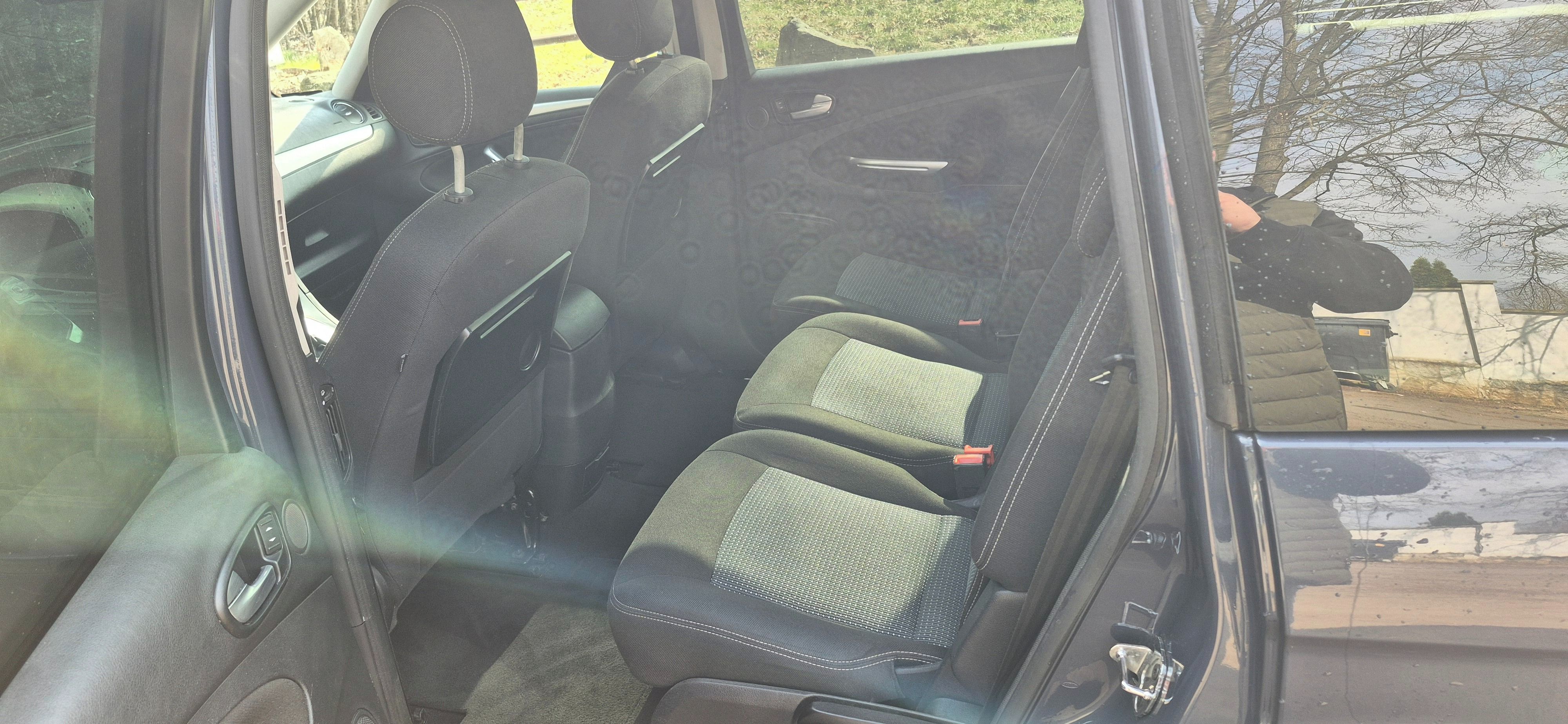 Ford Galaxy, 2,0 Tdi - fotka 4