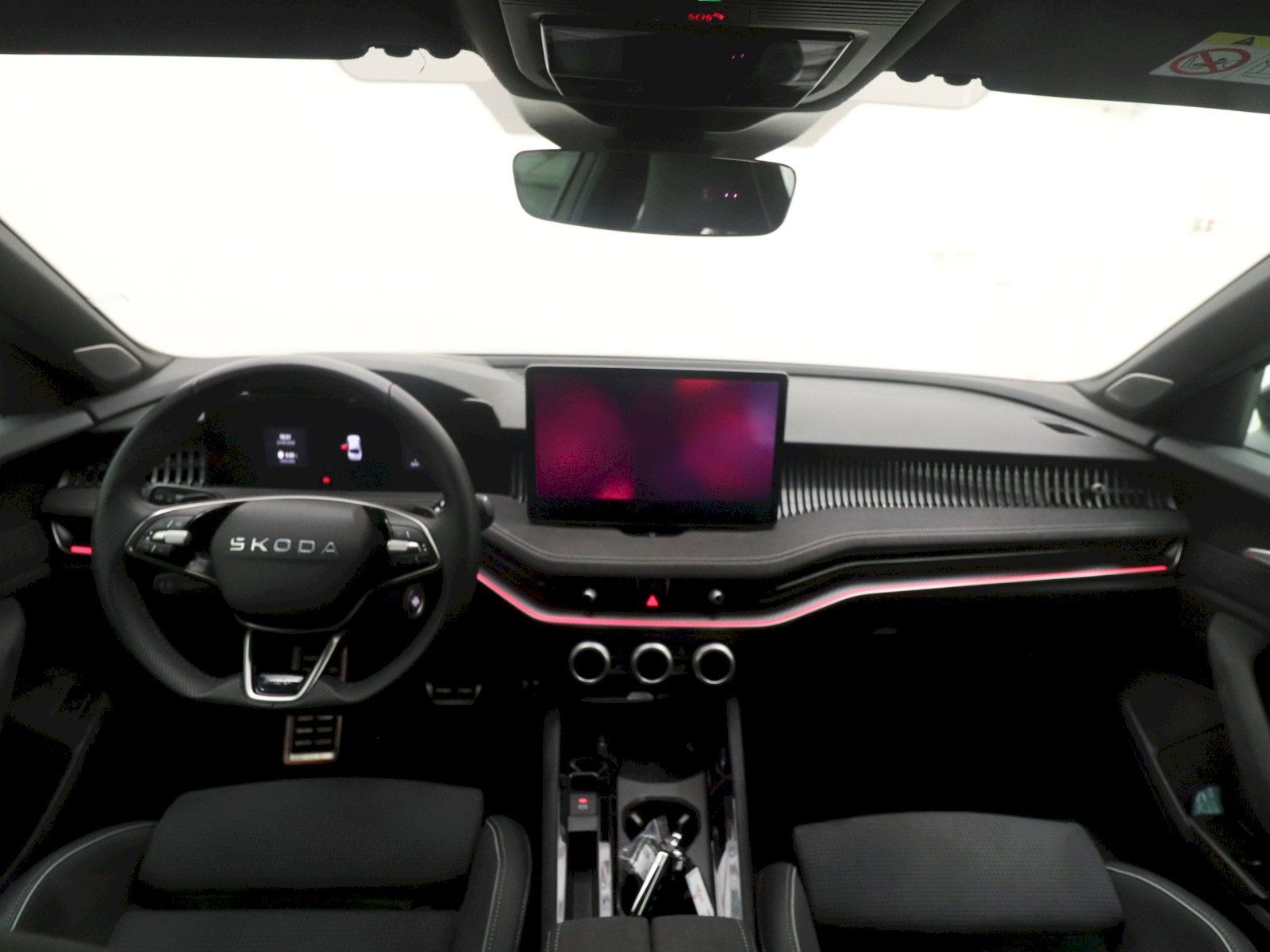 Škoda Superb, 2.0 TSI 195 kW Sportline 4x4 D - fotka 5