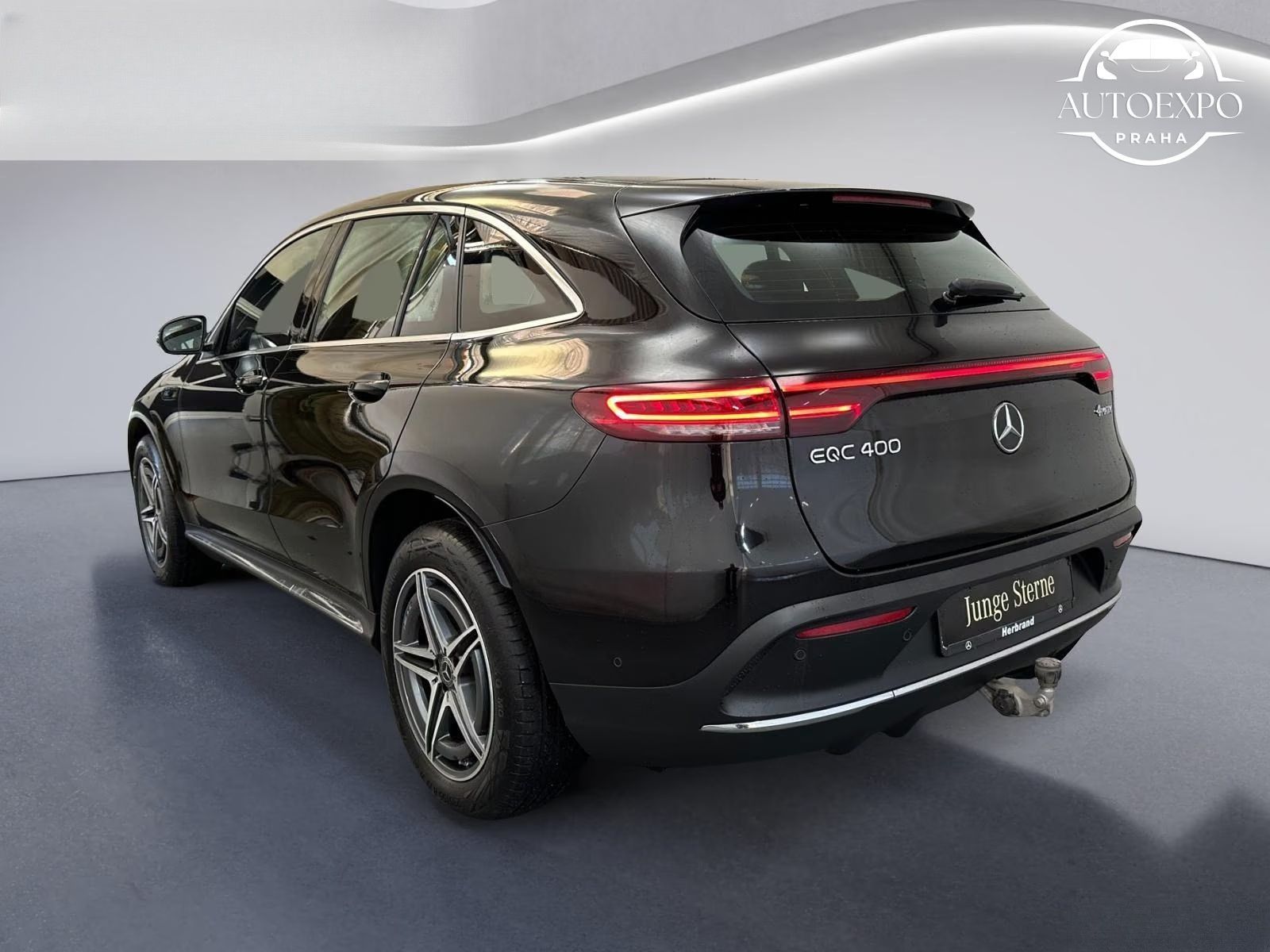 Mercedes-Benz EQC, 400 4M AMG Mutlibeam Distronic - fotka 3