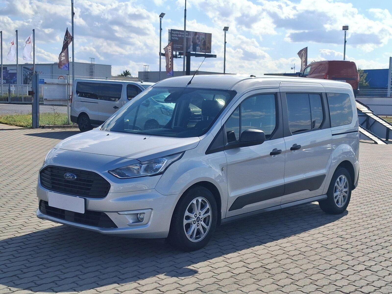 Ford Tourneo Connect, Maxi 1.5 EcoBlue, Trend, 5Míst - fotka 2