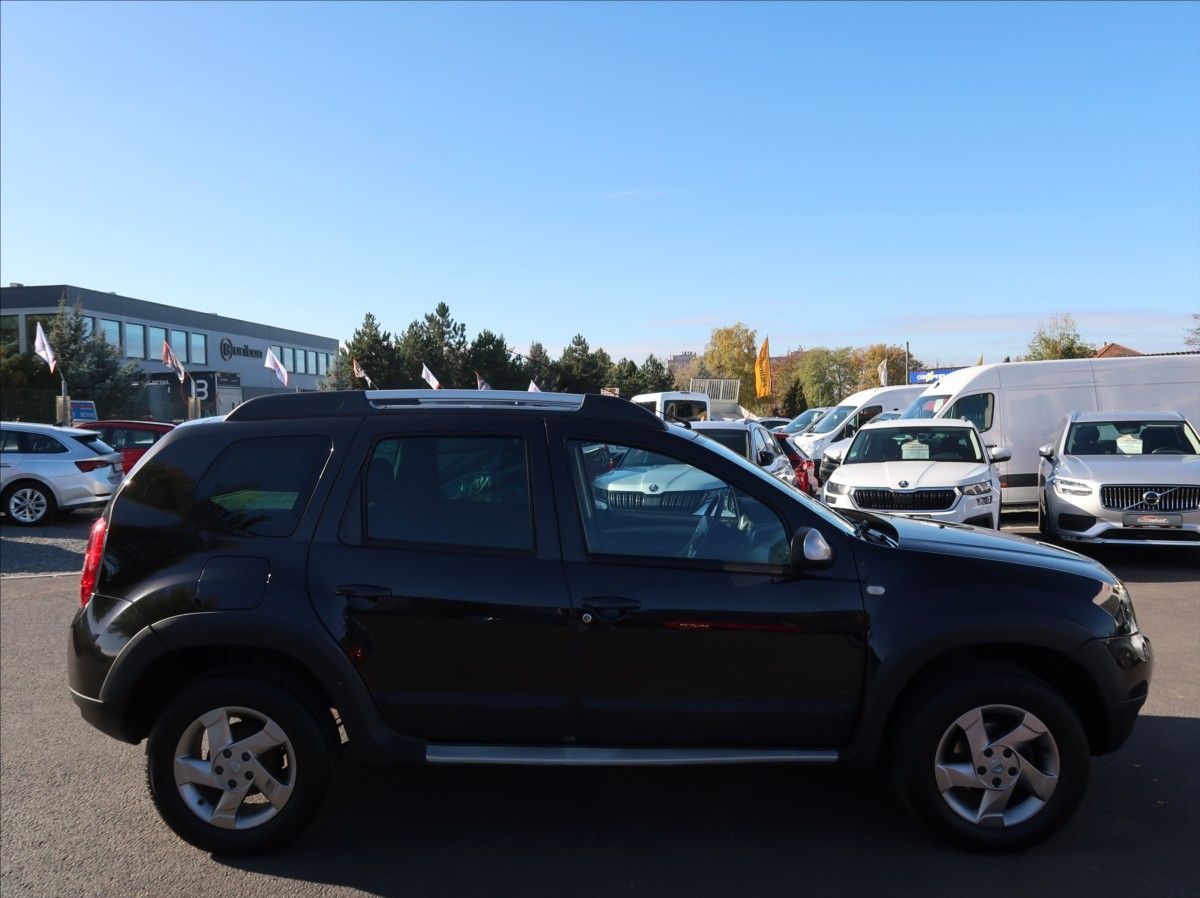 Dacia Duster, 1,6 i,16V,77kW,1majČR,4x4 - fotka 6