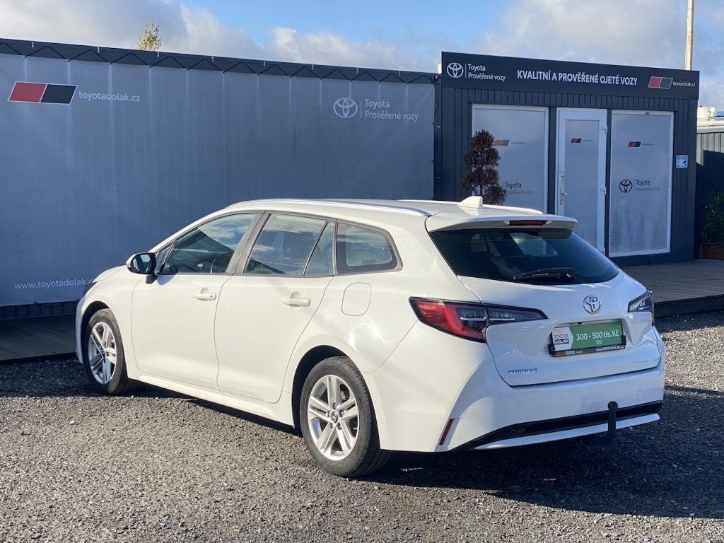 Toyota Corolla, 1.2iT, ČR-1m, Comfort, DPH - fotka 5