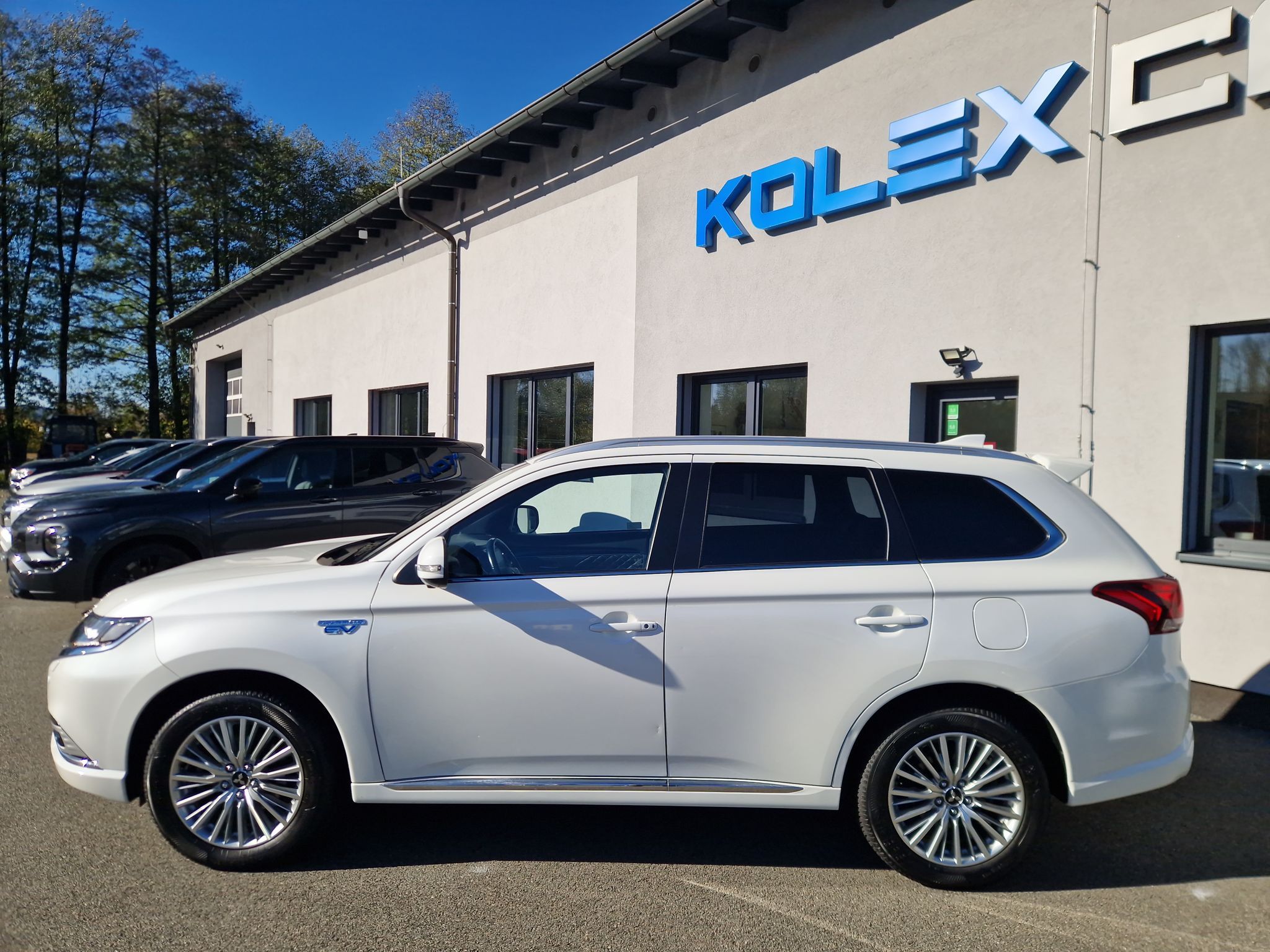 Mitsubishi Outlander, 2.4 PHEV 4x4 - fotka 2