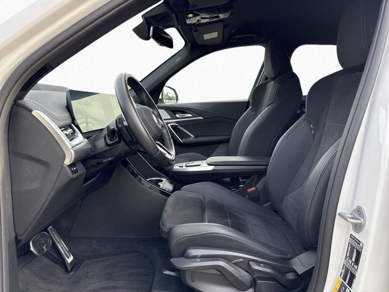 BMW iX1, xDrive 30 M Sport*Kamera*Navi* - fotka 6