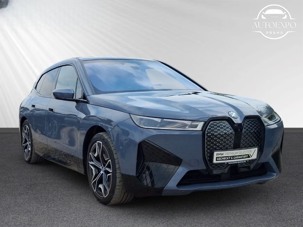 BMW iX, xDrive50 Sportpaket * - fotka 2