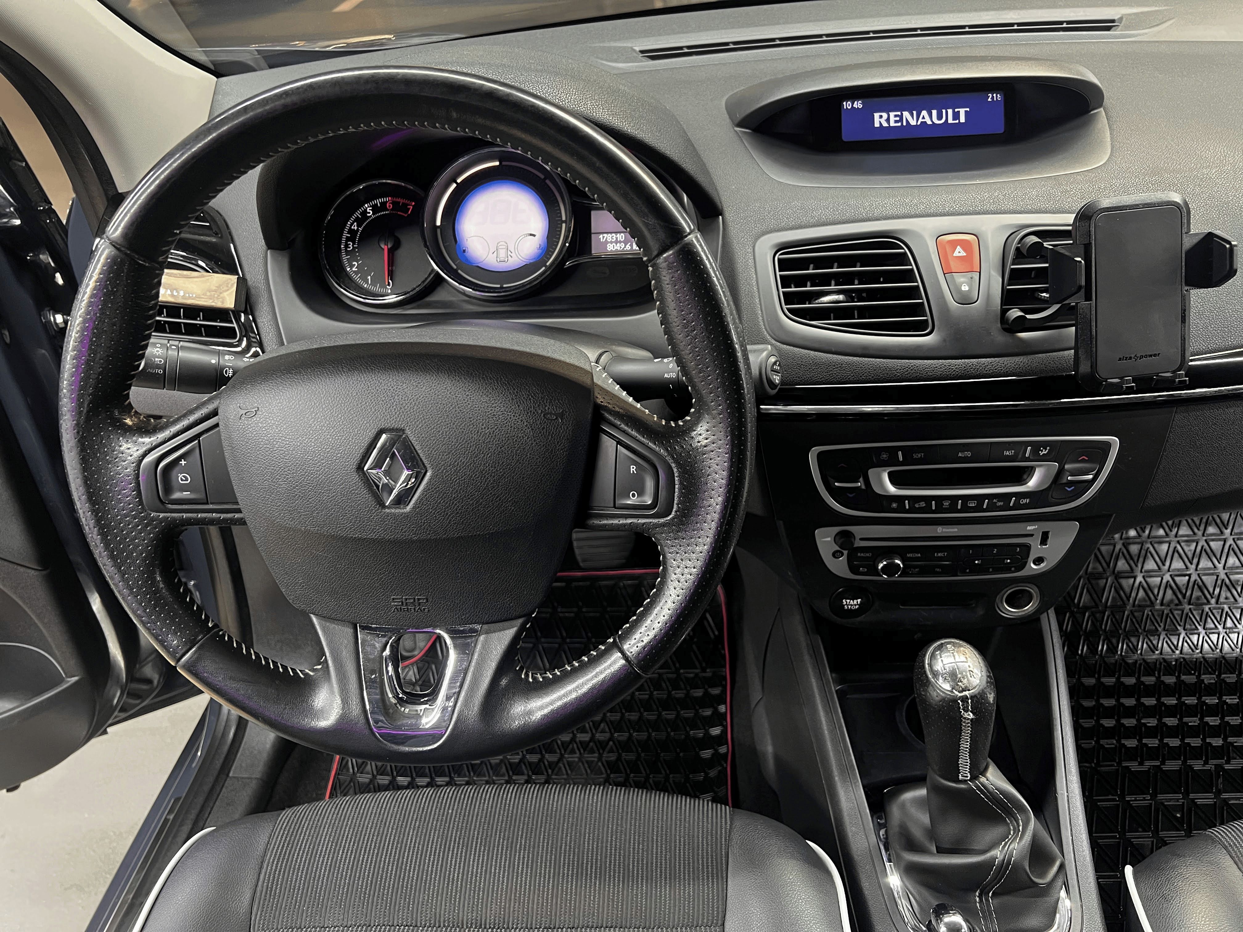 Renault Fluence, 1.6 benzín 82kW - fotka 2