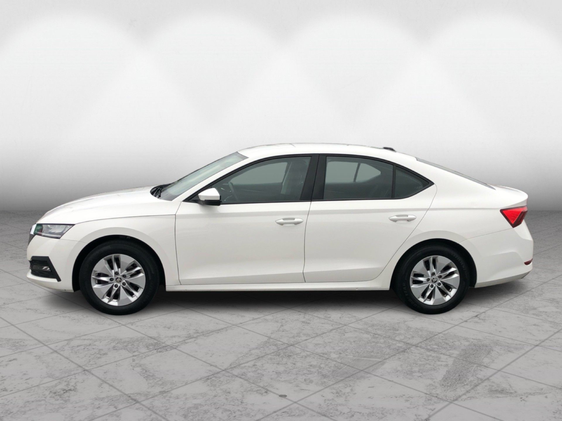 Škoda Octavia, 2,0TDi 85kW AMBITION PLUS - fotka 3