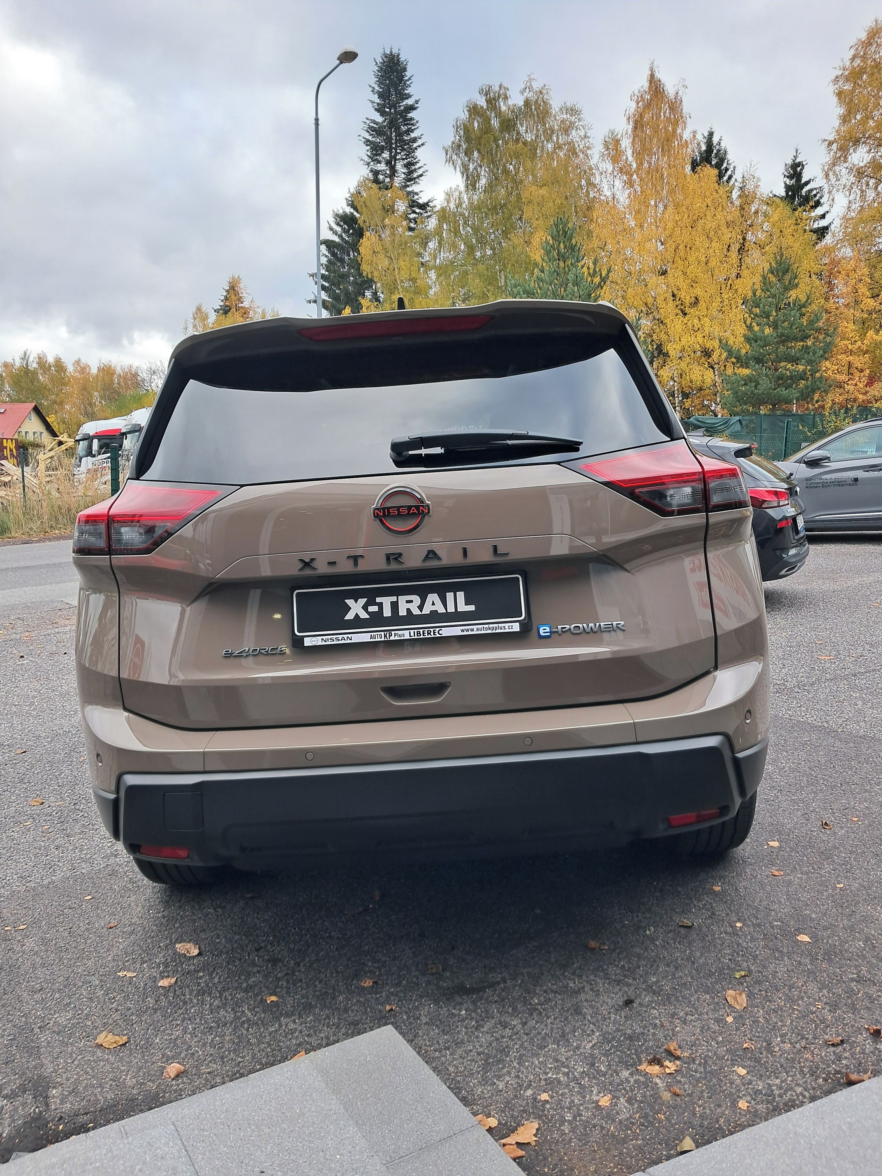 Nissan X-Trail, e-POWER (4WD) 213k N-TREK - fotka 6