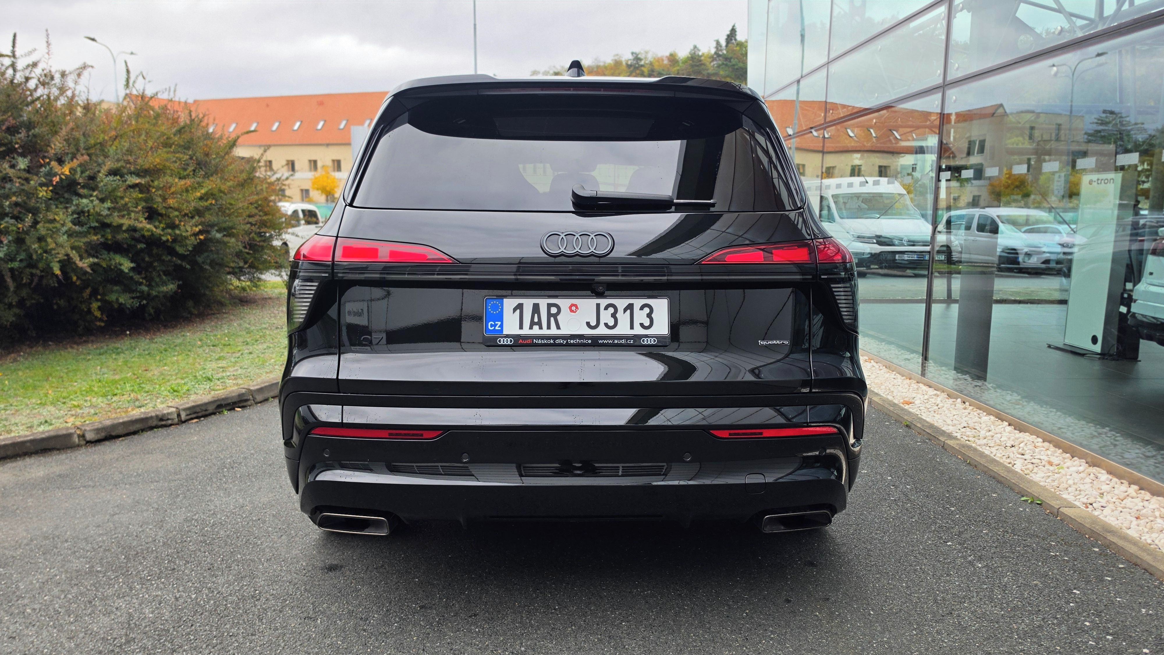 Audi Q7, 3.0TDI*220kW*S-line*7 MÍST - fotka 6