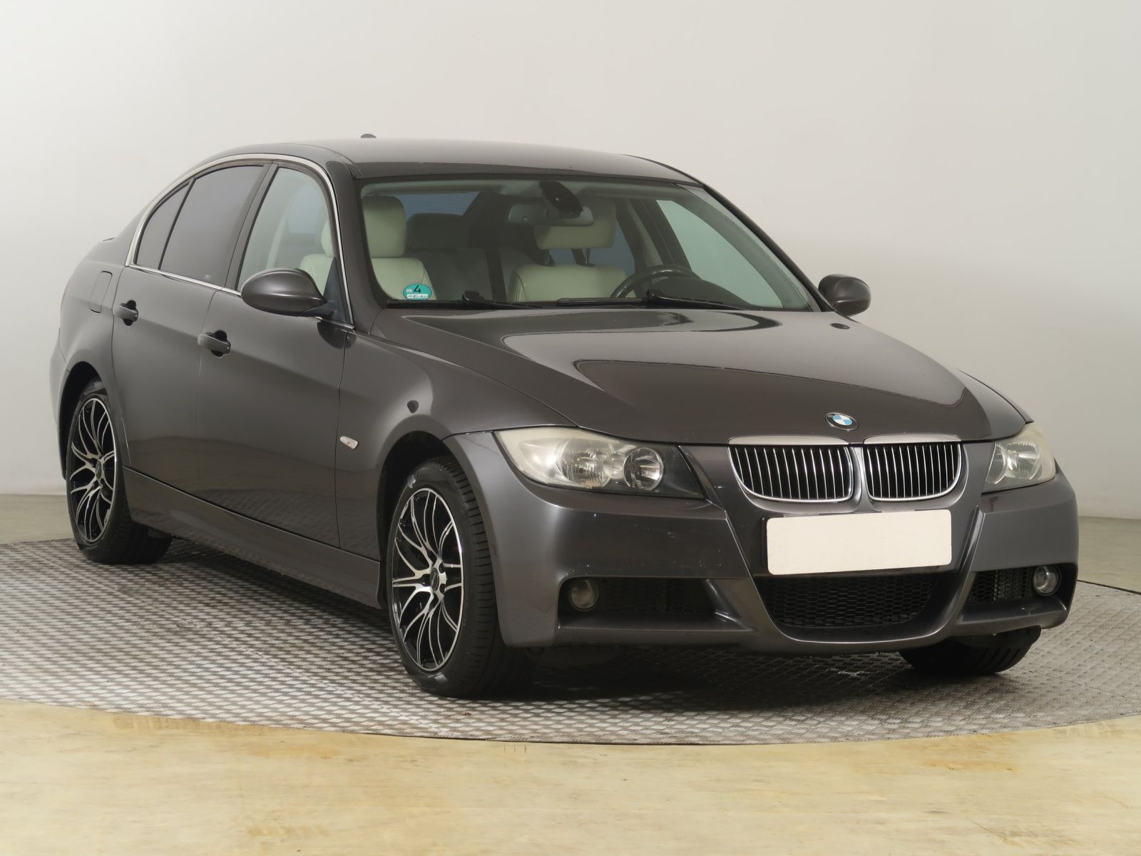 BMW Řada 3, 325 i, po STK, Tažné