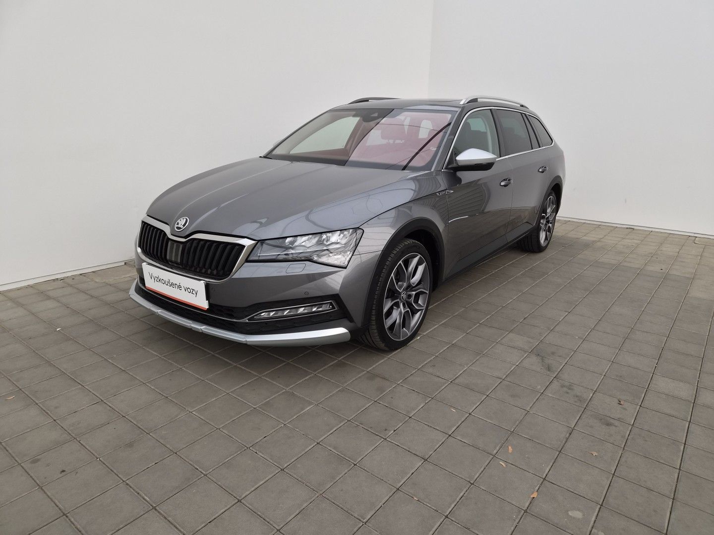 Škoda Superb, 2.0TDI 147kW 4x4  Scout