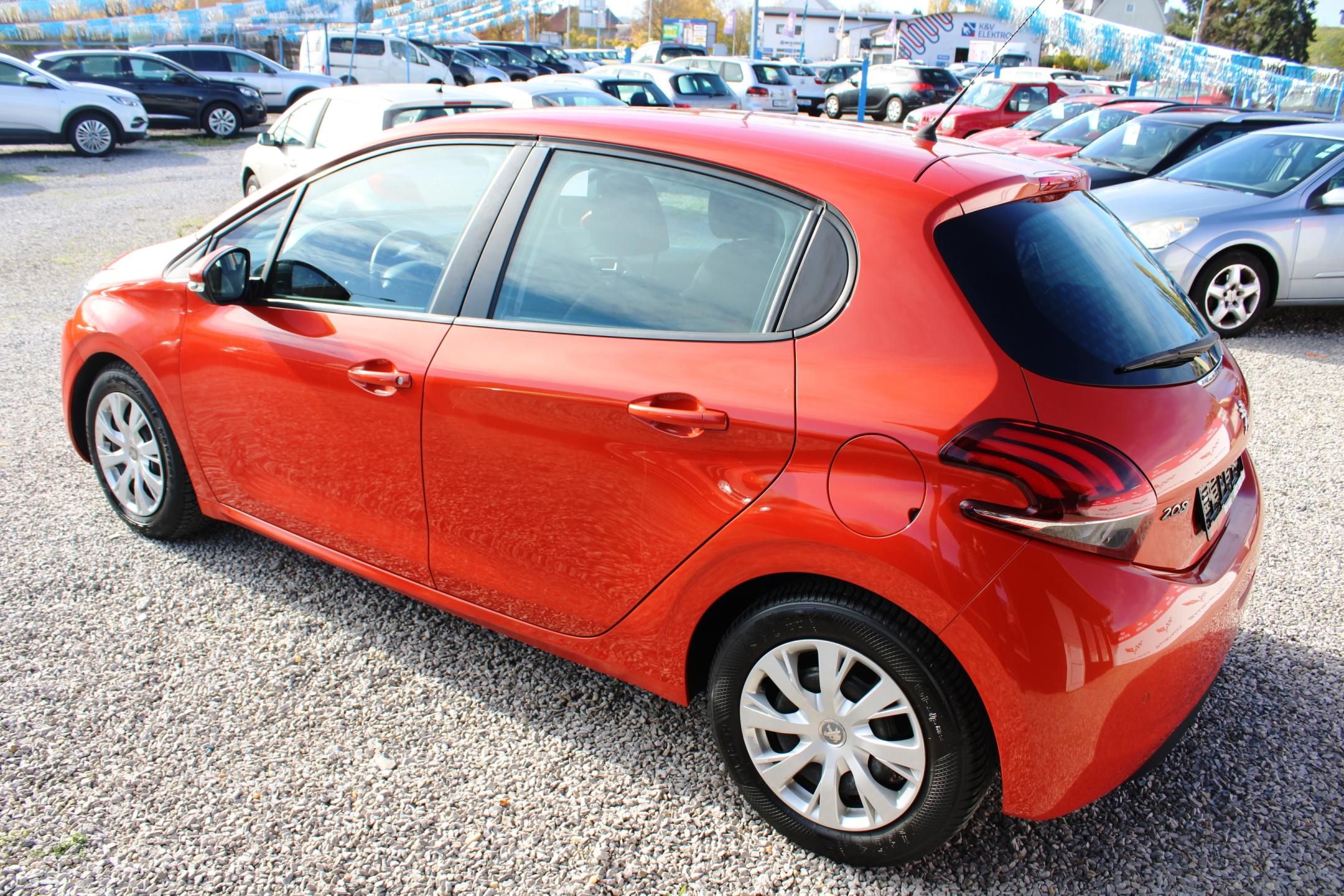 Peugeot 208, 1,2i KLIMA EL.OKNA TEMPOMAT - fotka 5