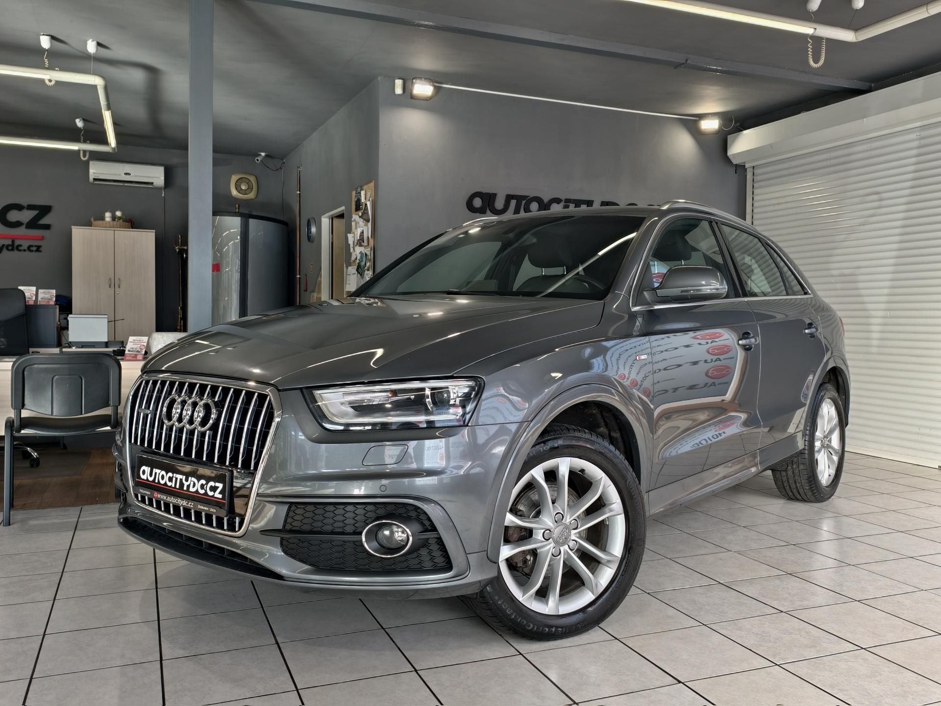 Audi Q3, 2.0 TDi 120kW QUATTRO S-line - fotka 3
